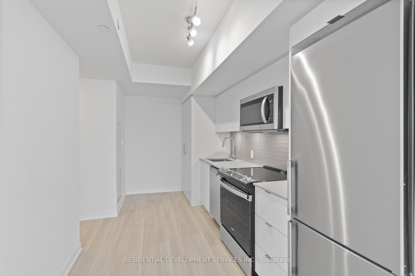 2 Bedrooms Condo at 500 Wilson,  Toronto For sale