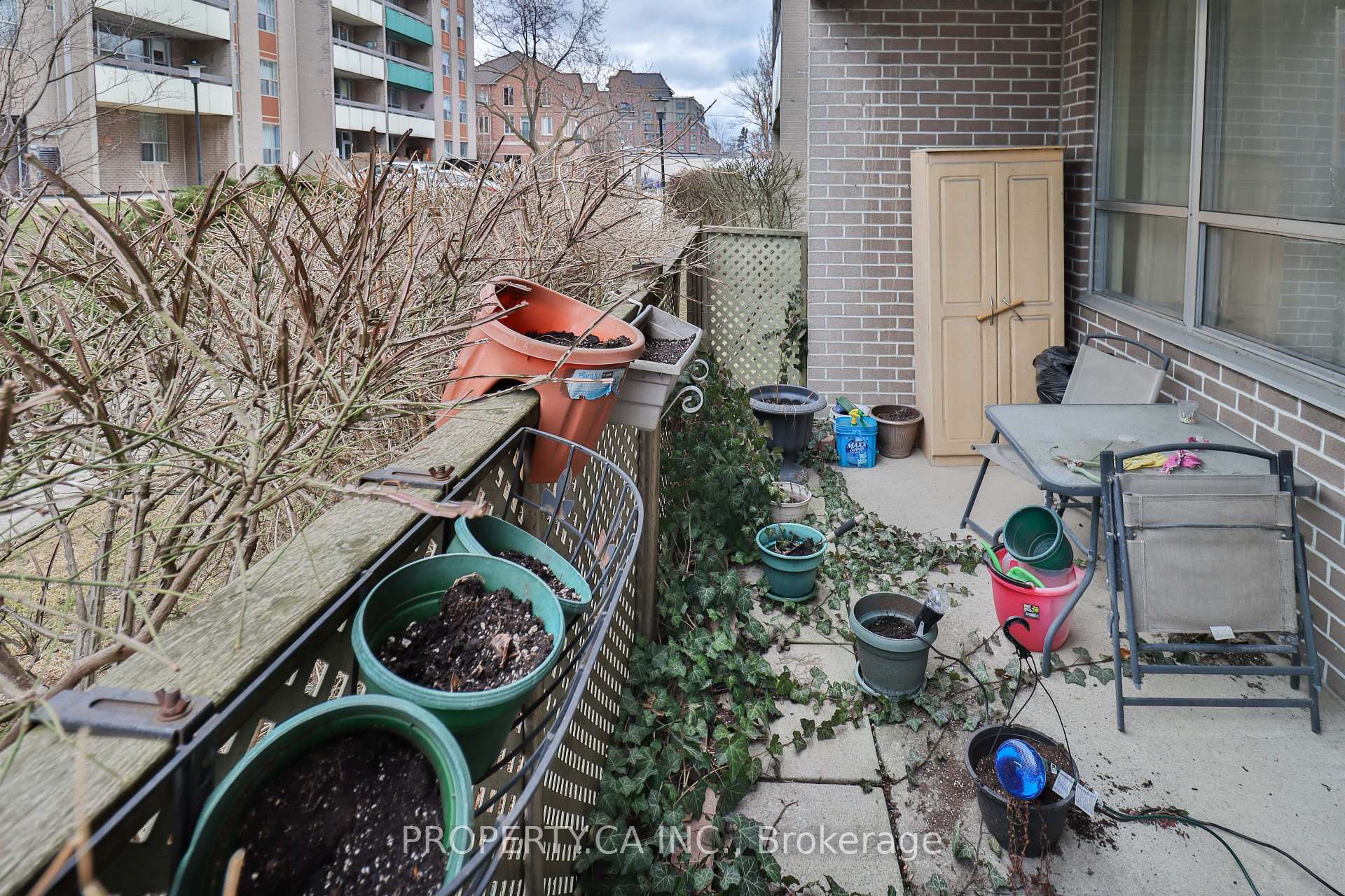 2 Bedrooms Co-op at 3625 Lakeshore, Toronto For sale