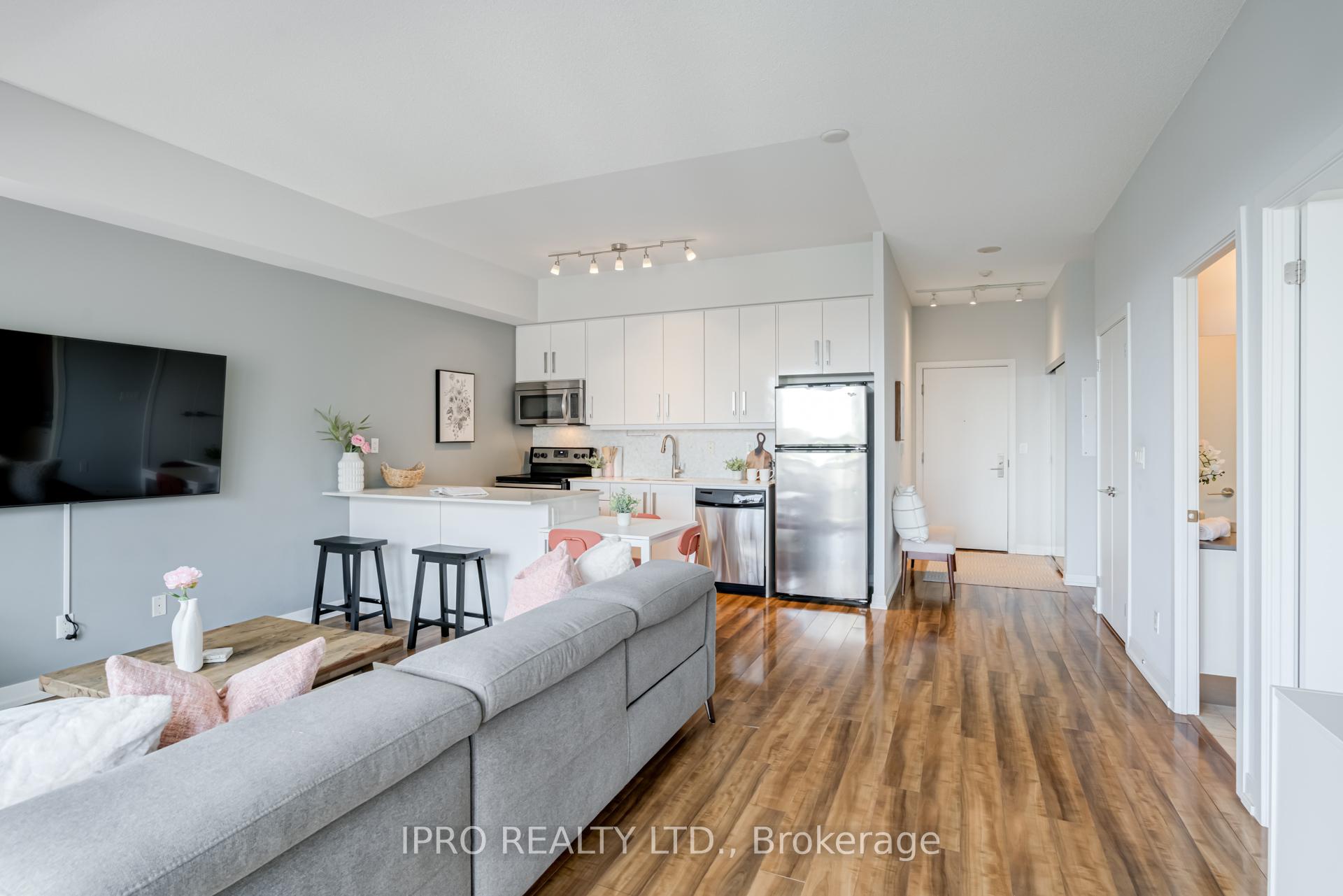 2 Bedrooms Condo at 5101 Dundas, Toronto For sale