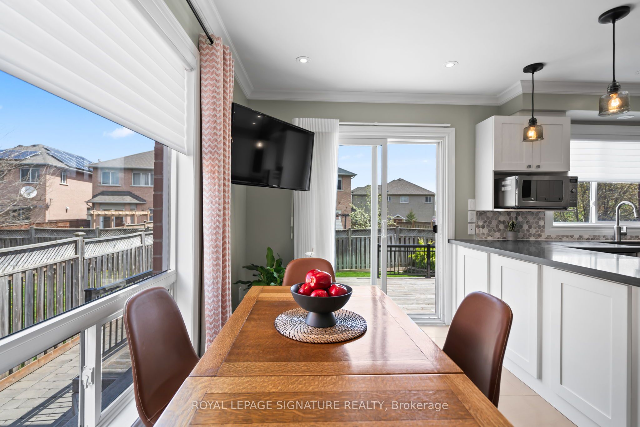 52 Selkirk Drive, Richmond Hill, ON L4B 4S4