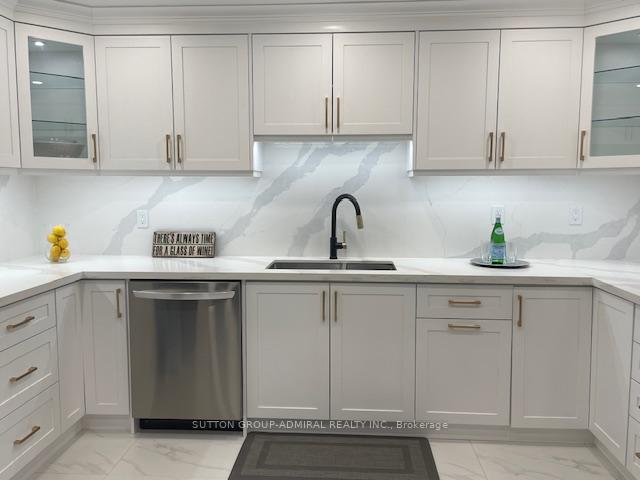 2 Bedrooms Condo at 2330 Bridletowne, Toronto For sale