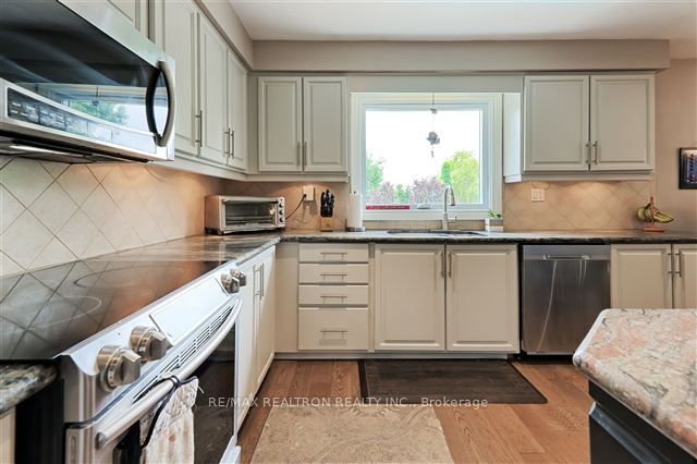 852 Norwick Road