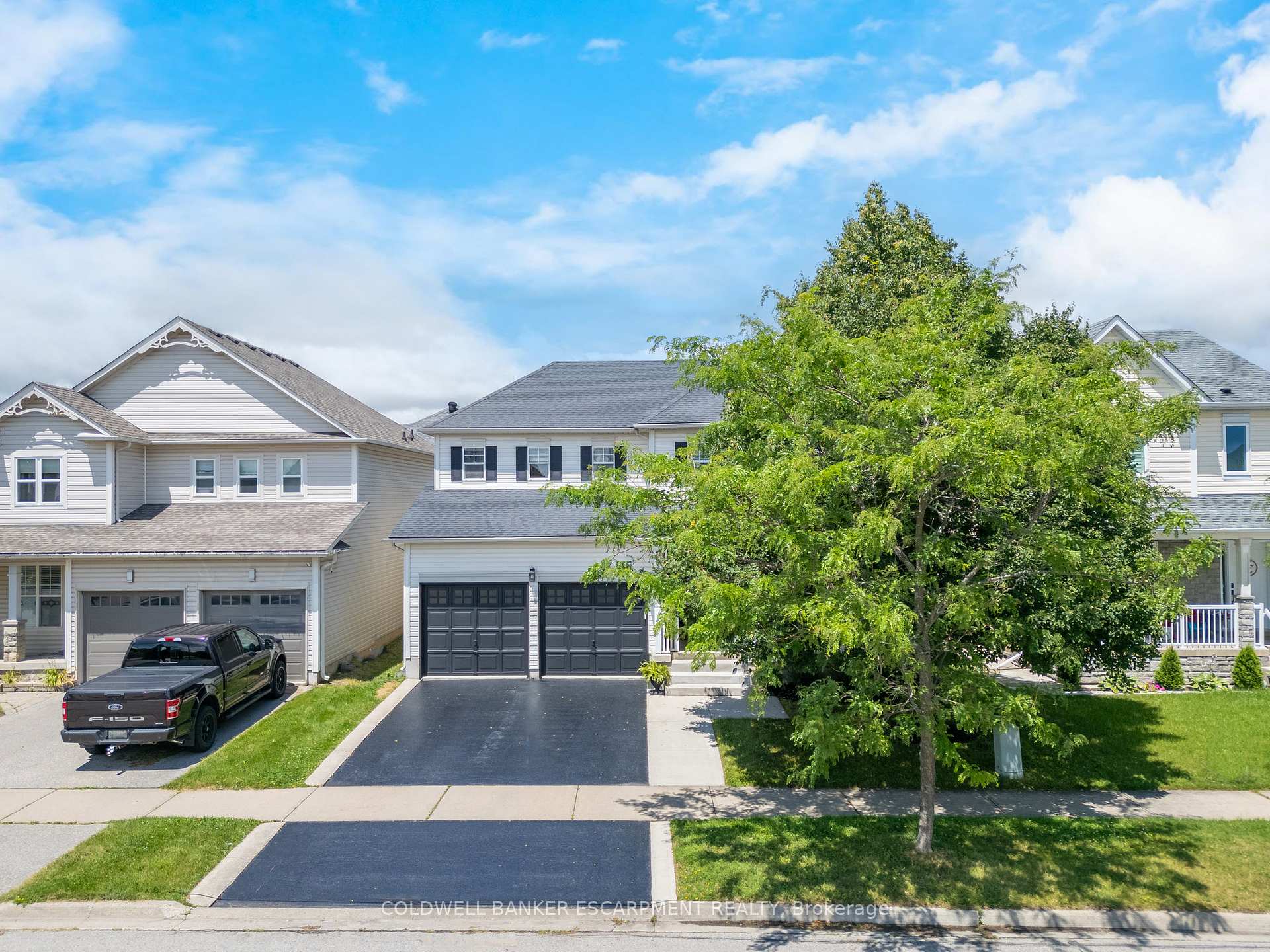 5 Tanners Drive, Halton Hills, ON L7J 3A2