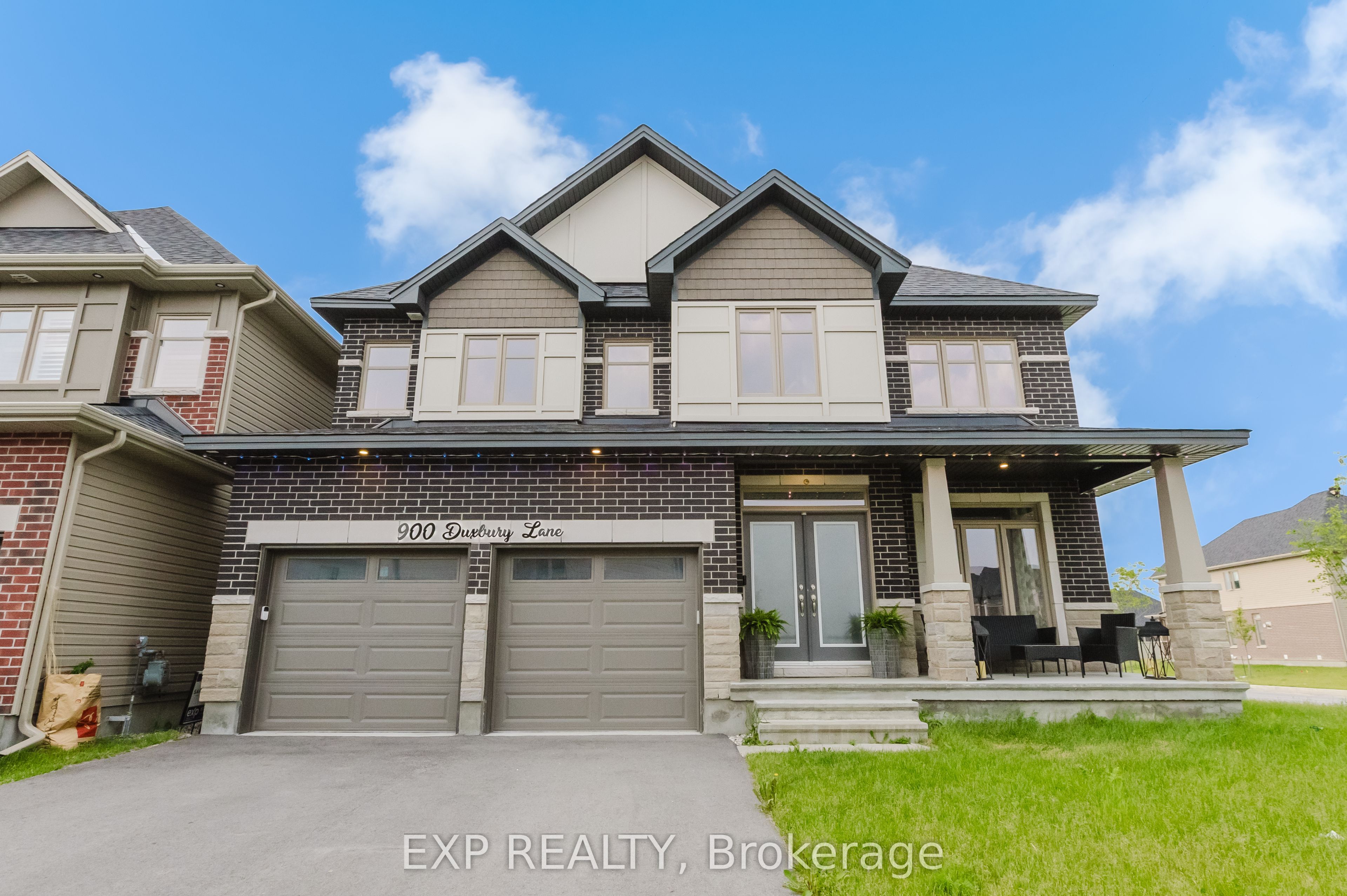 900 Duxbury Lane, Ottawa, K4M 0M3
