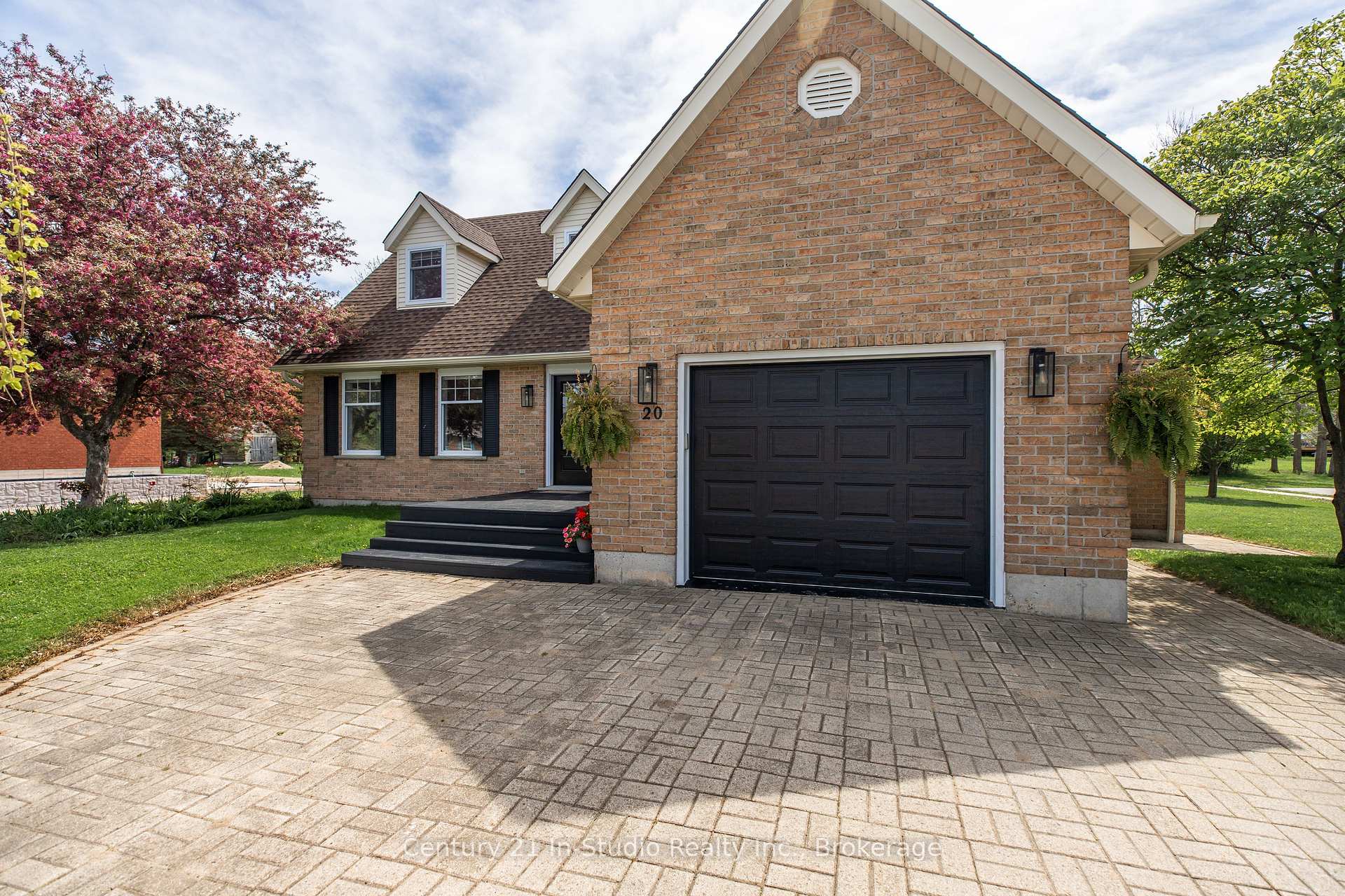 20 Smith Street, Kincardine, ON N0G 2T0