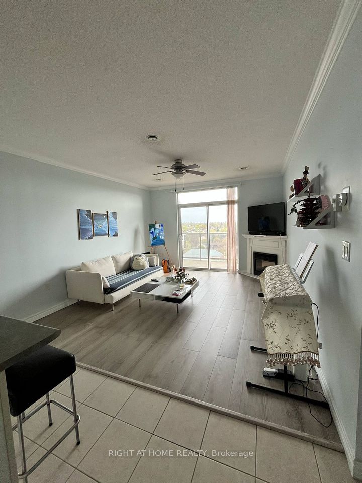 353 Commissioners Road