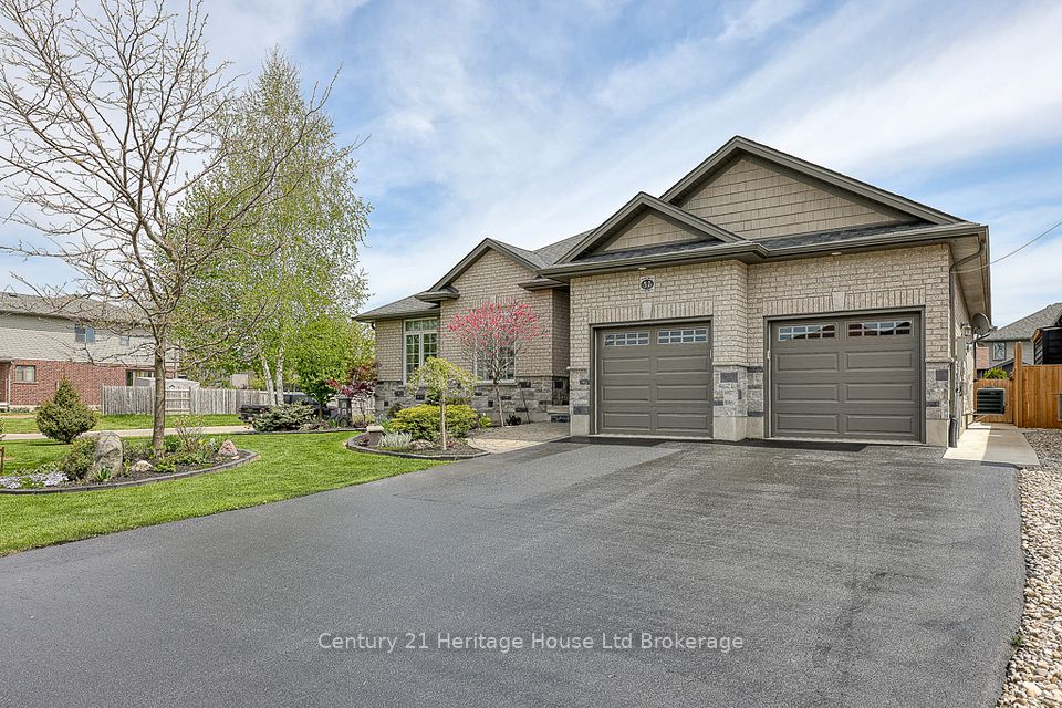 57 Fuller Drive, Ingersoll, ON N5C 4H4
