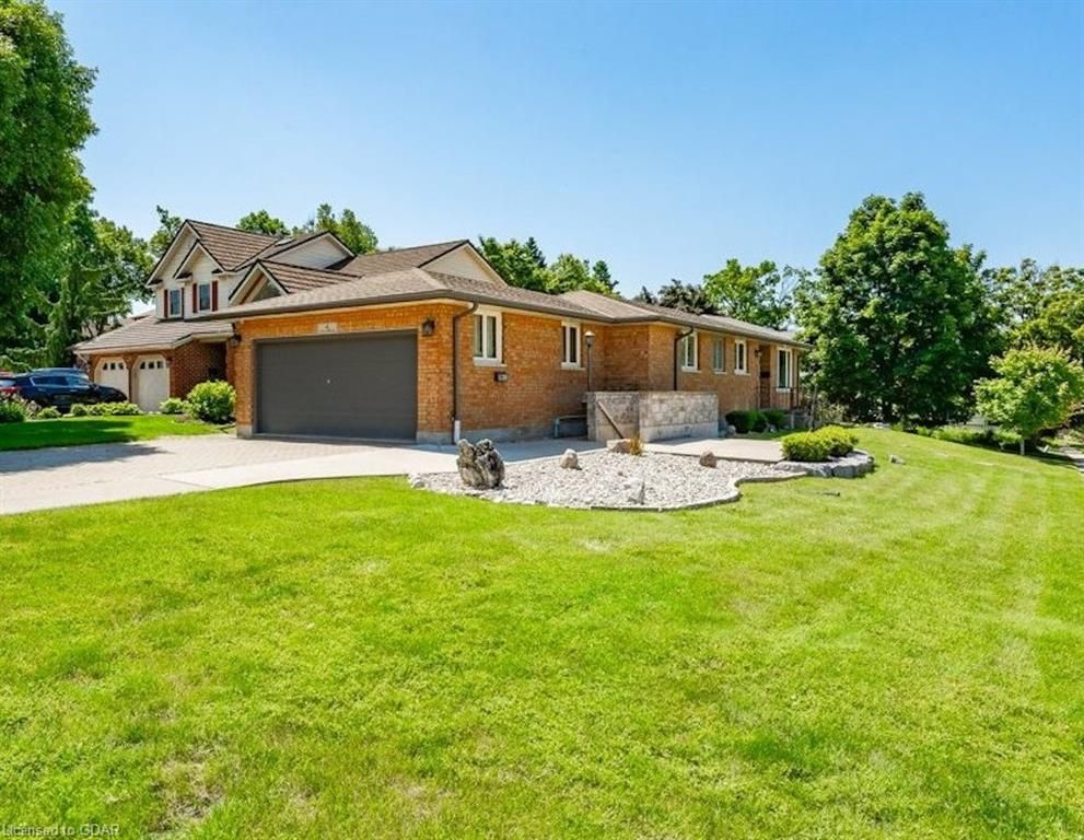 4 VALLEYRIDGE Trail Guelph Ontario N1G 4A9
