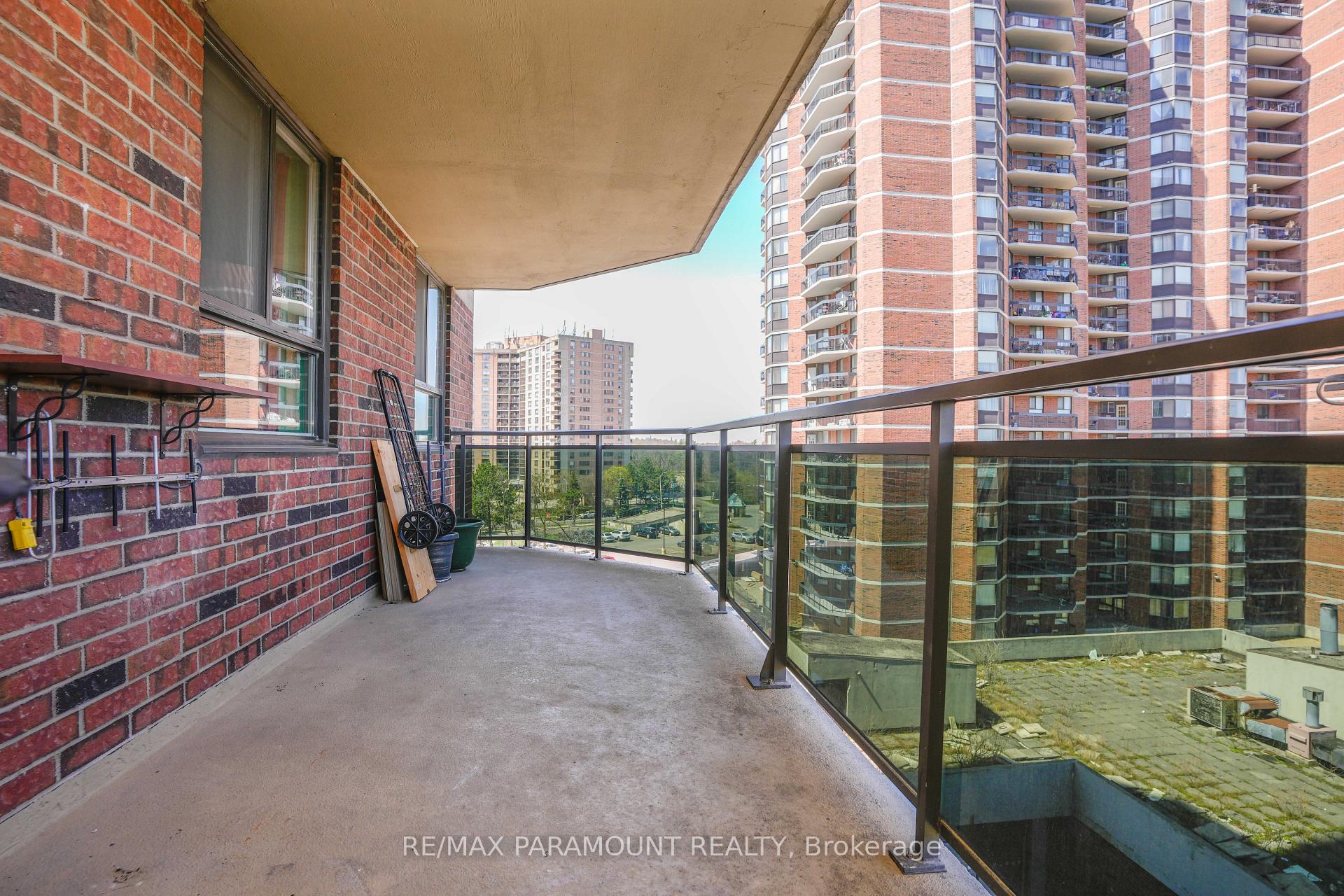 3 Bedrooms Condo at 234 Albion,  Toronto For sale