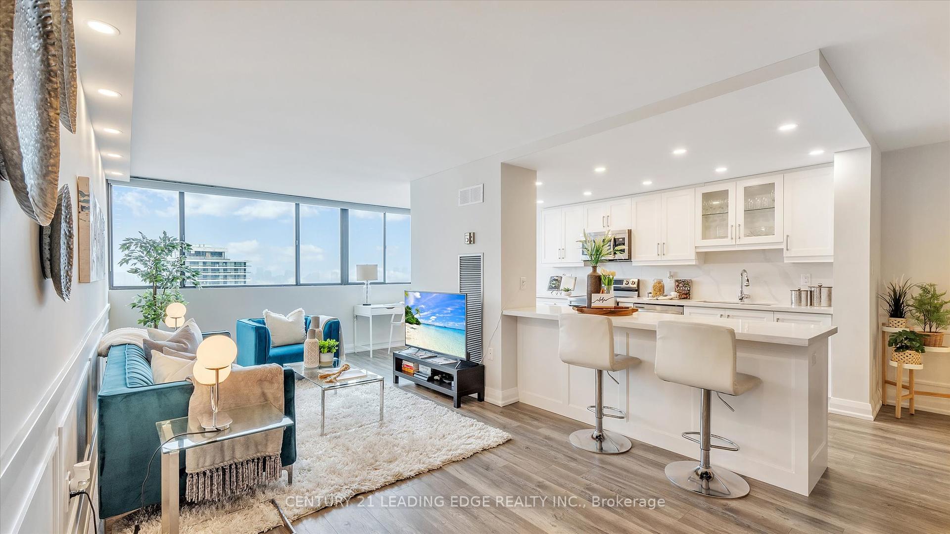 2 Bedrooms Condo at 80 Antibes, Toronto For sale