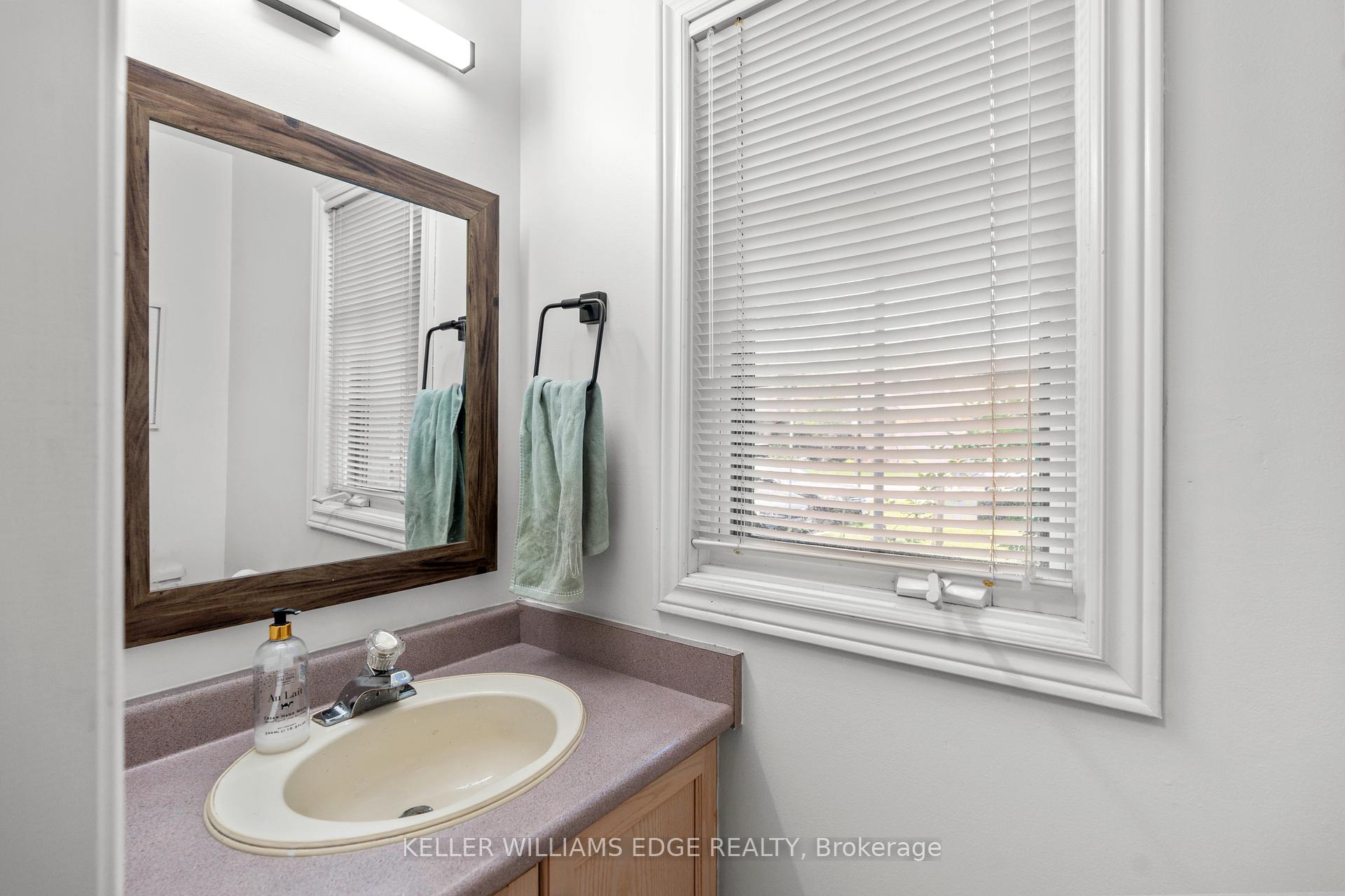 3 Bedrooms Condo at 320 Hamilton, Hamilton For sale