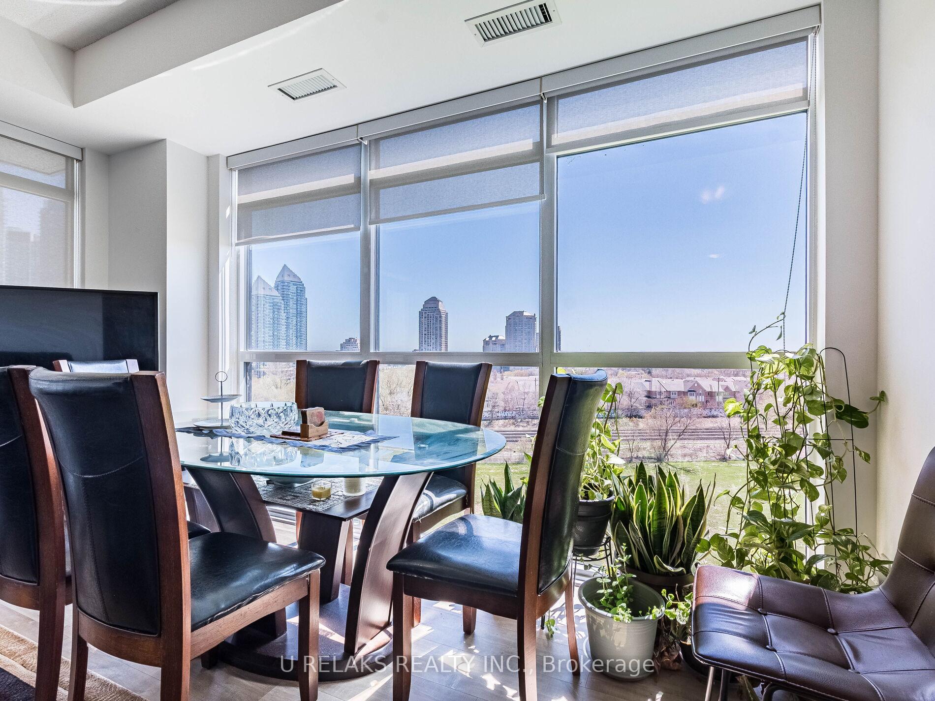 2 Bedrooms Condo at 251 Manitoba,  Toronto For sale