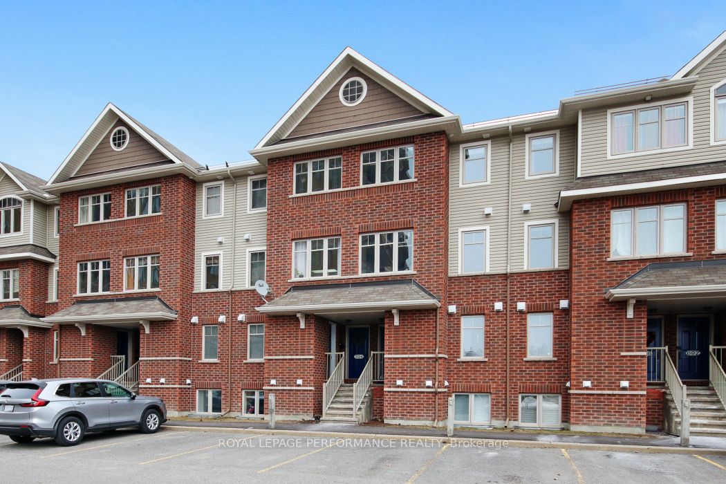700 Reardon Private, #209