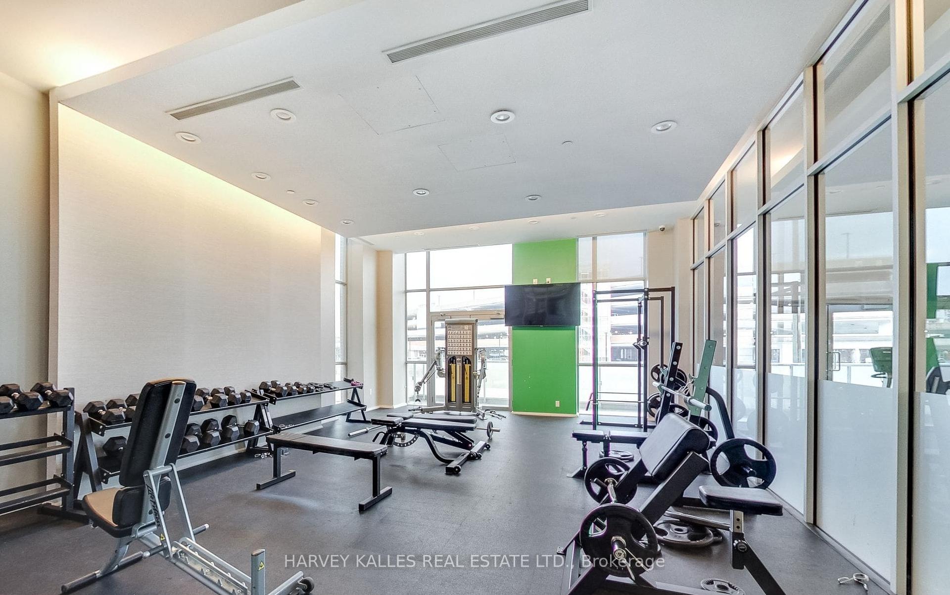 2 Bedrooms Condo at 70 Forest Manor,  Toronto For sale