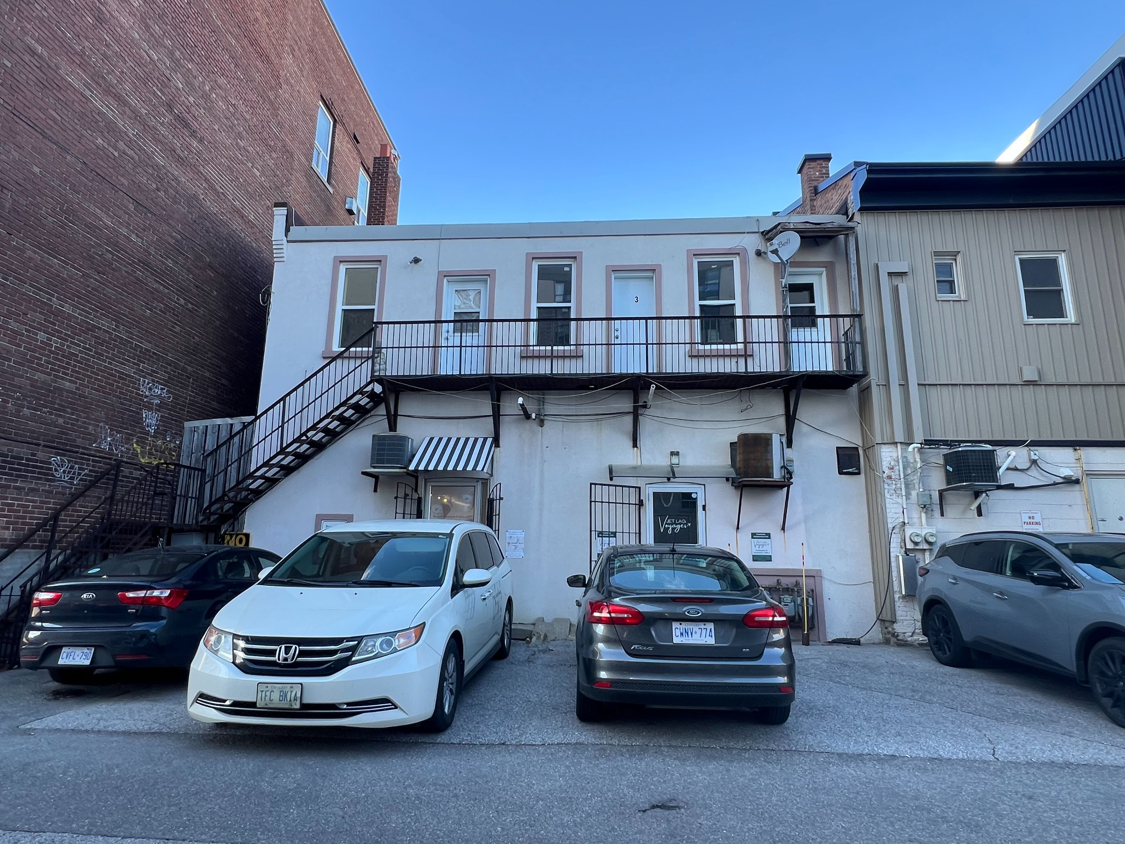 15 Dunlop Street Barrie Ontario L4N 1A1