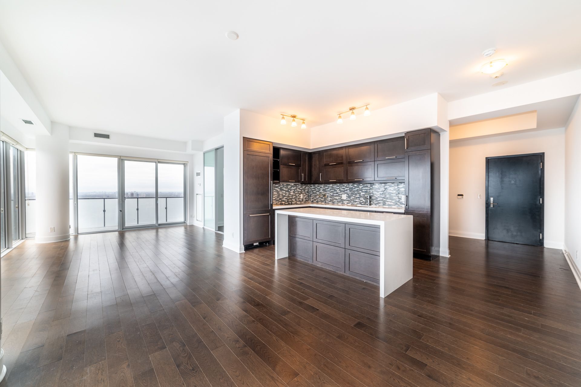 1080 Bay Street 4502