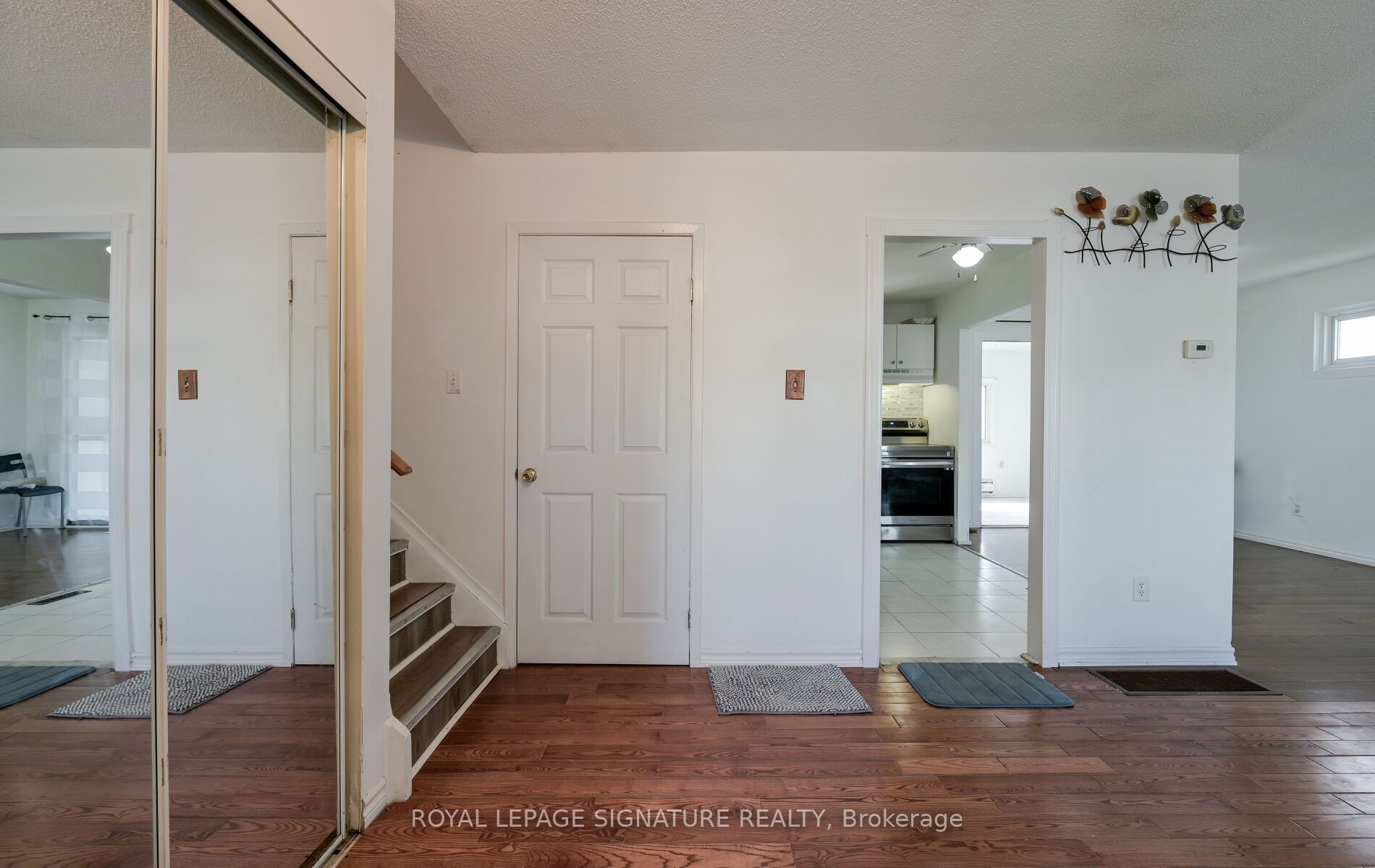 10 Heatherside Court