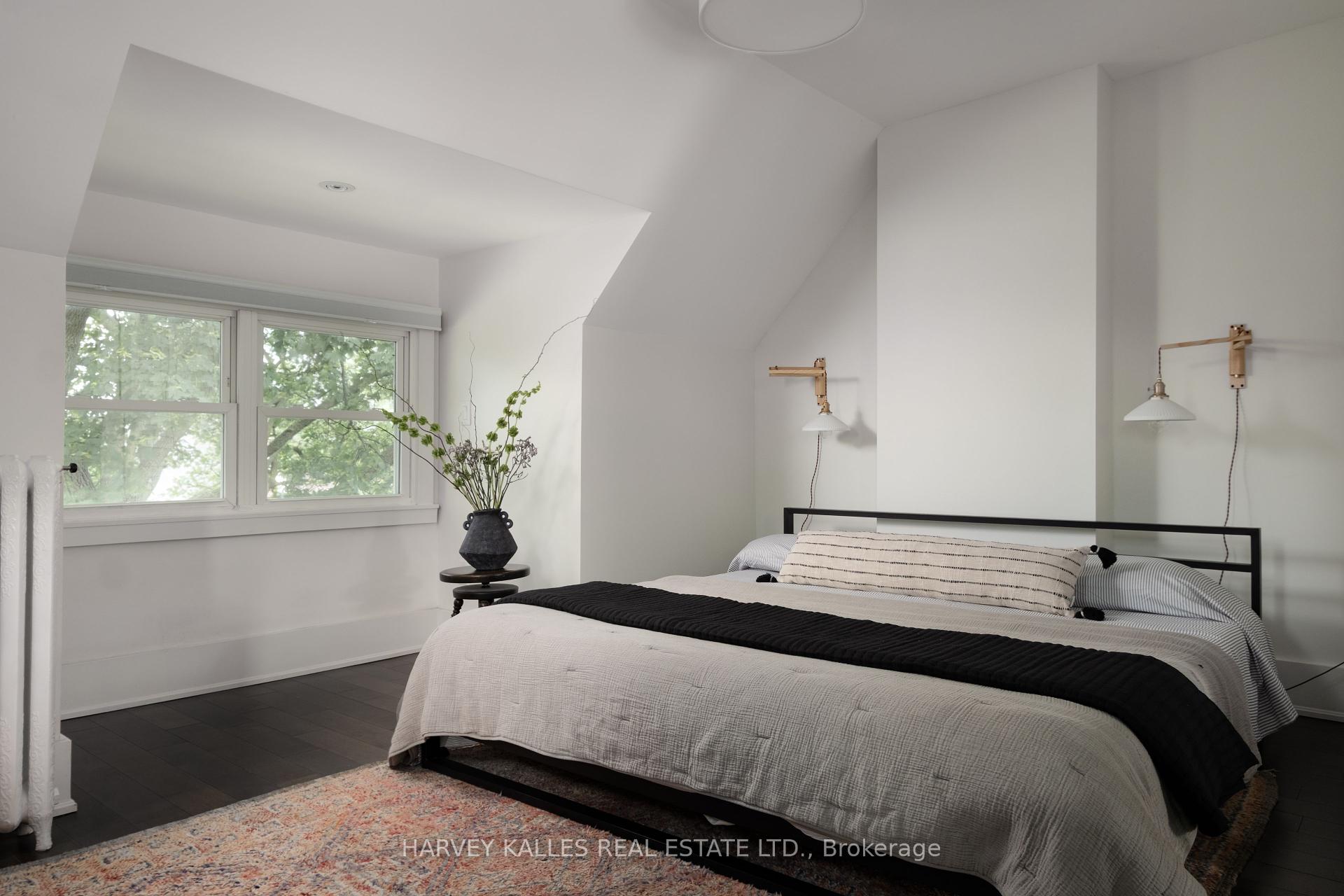 410 Roxton Road