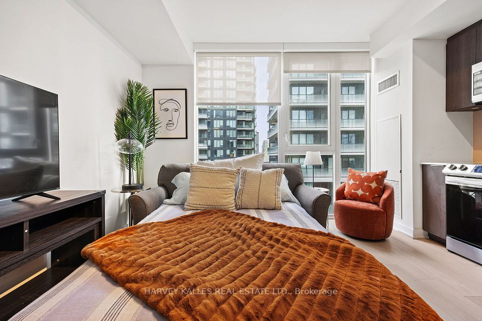 357 King Street W 3507