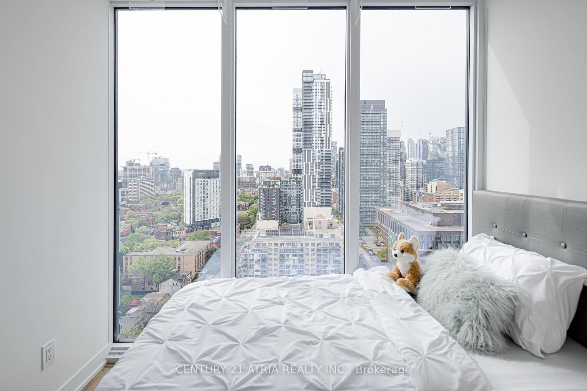 2 Bedrooms Condo at 319 Jarvis, Toronto For sale