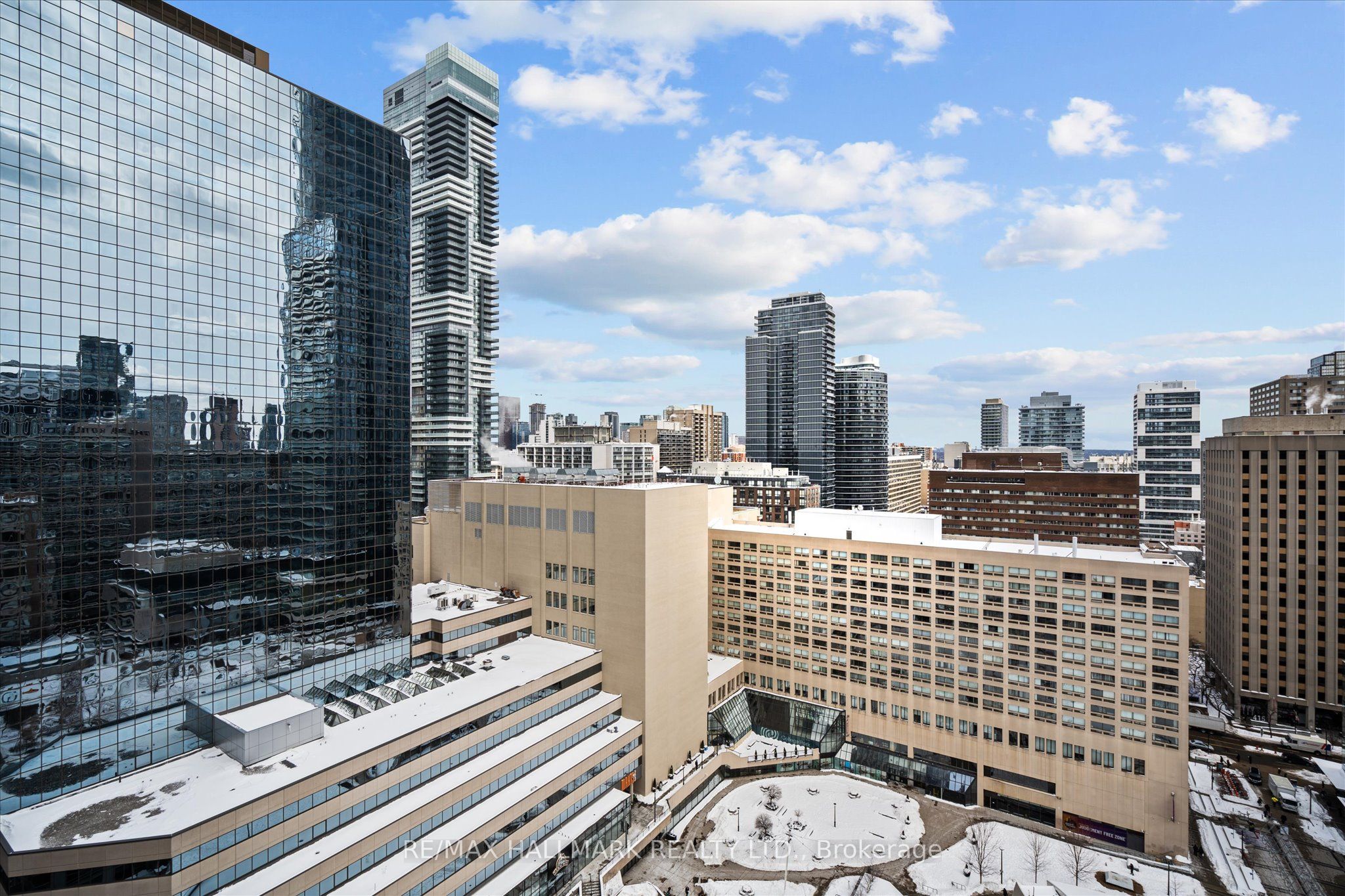 761 Bay Street, #2303