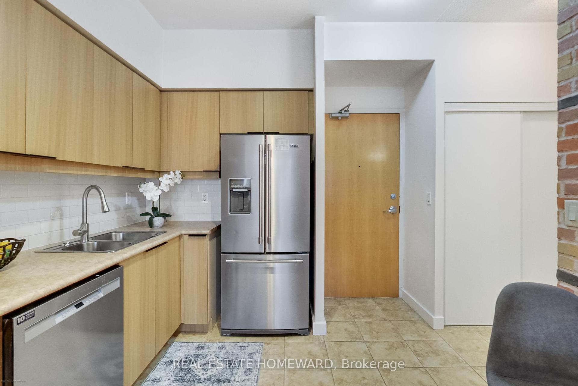 1 Bedroom Condo at 601 Kingston, Toronto For sale