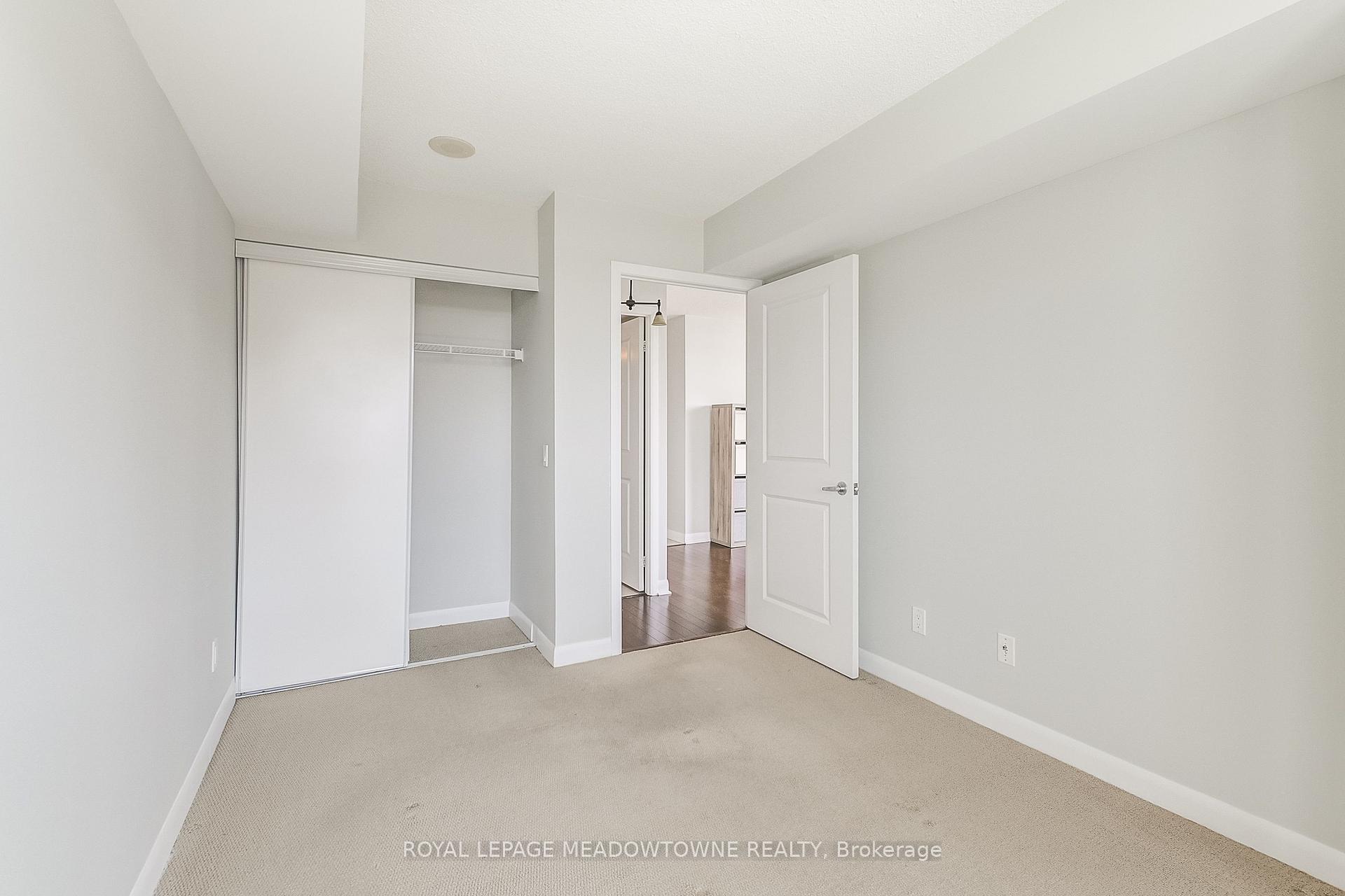 2 Bedrooms Condo at 225 Sherway Gardens, Toronto For sale