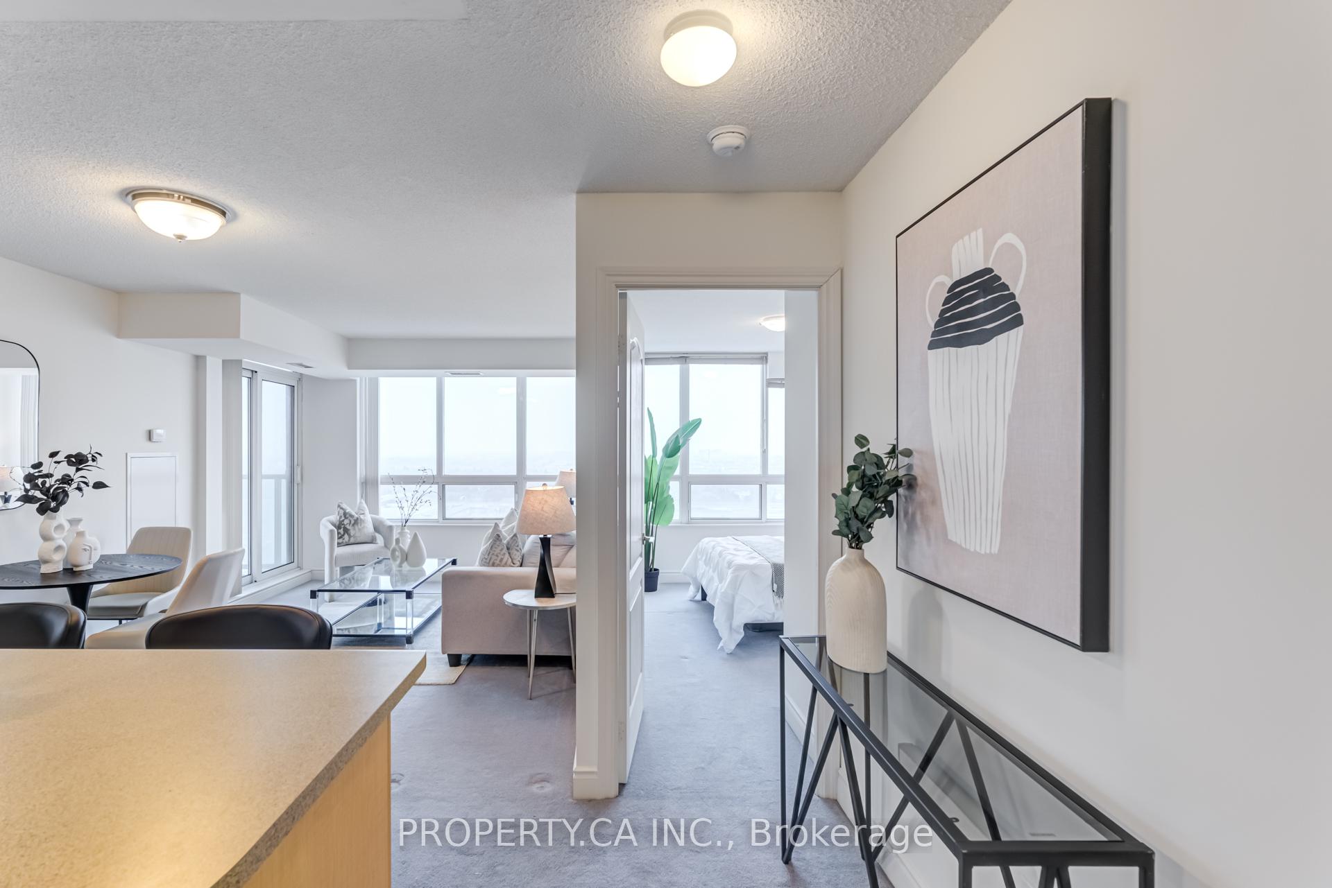 2 Bedrooms Condo at 50 Brian Harrison, Toronto For sale