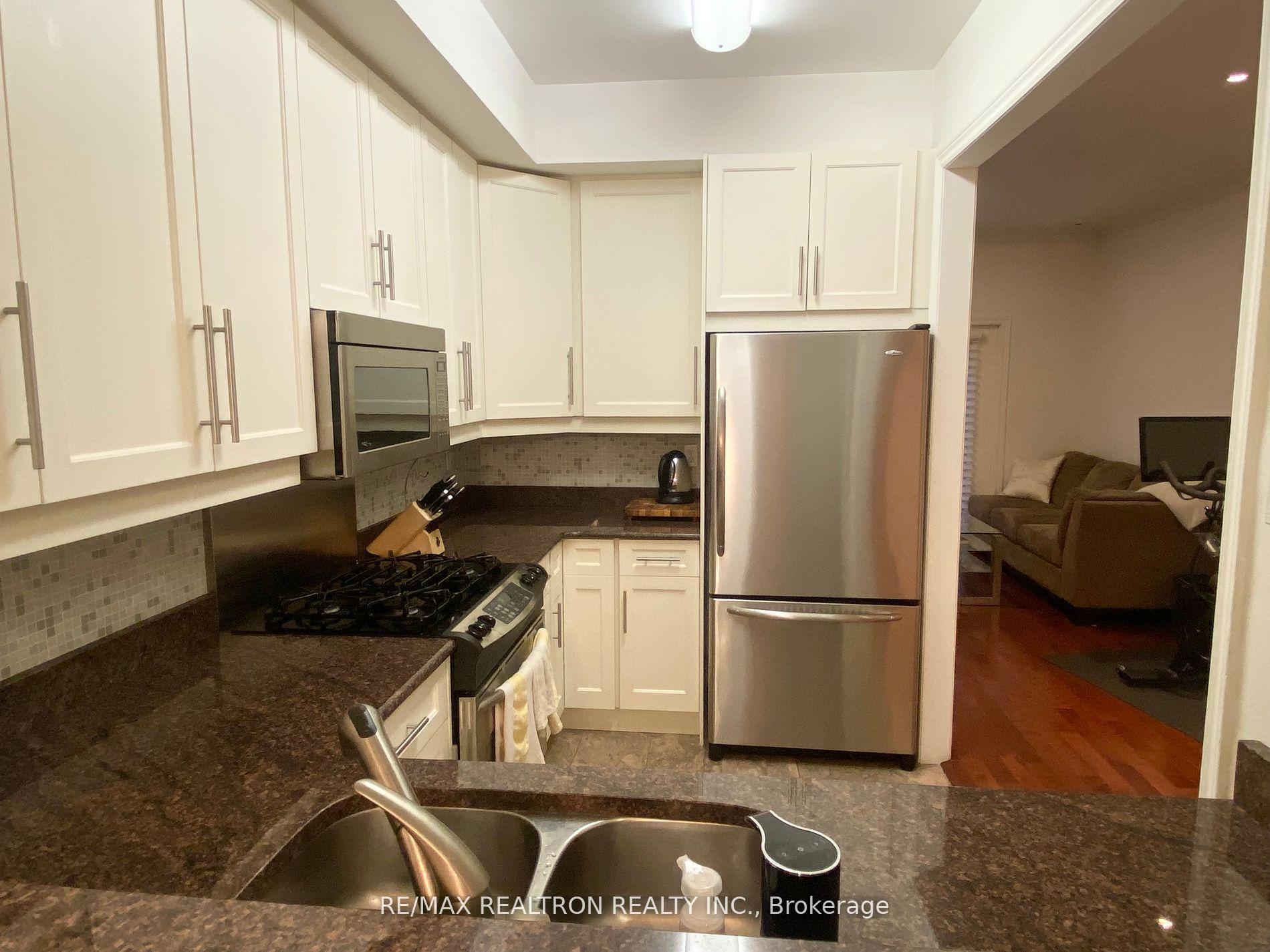 2 Bedrooms Condo at 645 Davenport, Toronto For sale