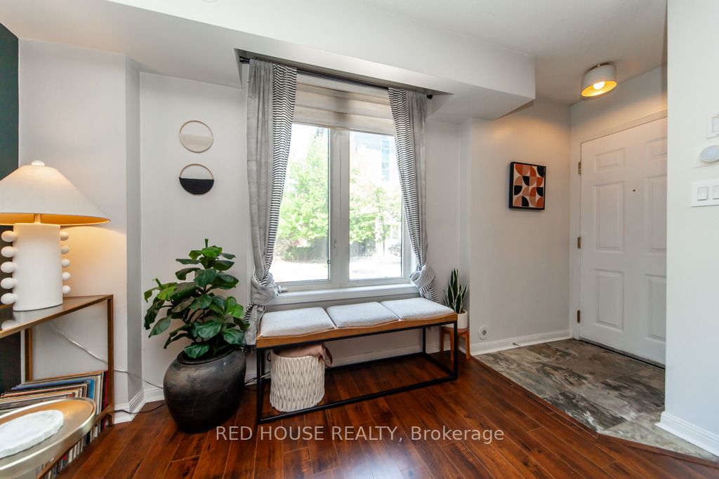 33 Canniff Street, #714