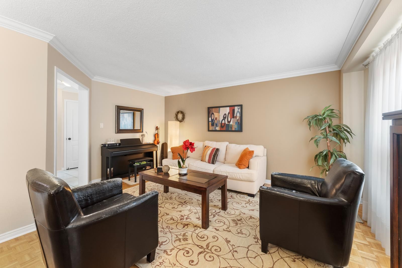 130 Pentland Crescent