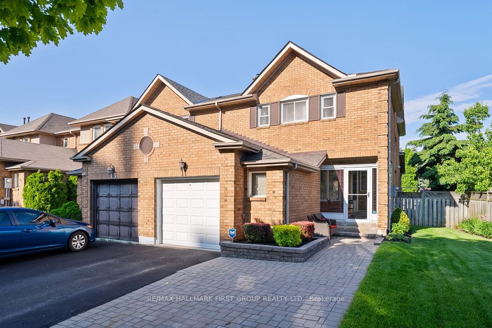 11 Davies Crescent