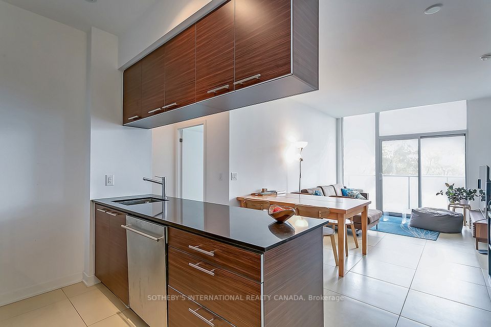 #805 - 1 Market Street, Toronto, ON M5E 0A2