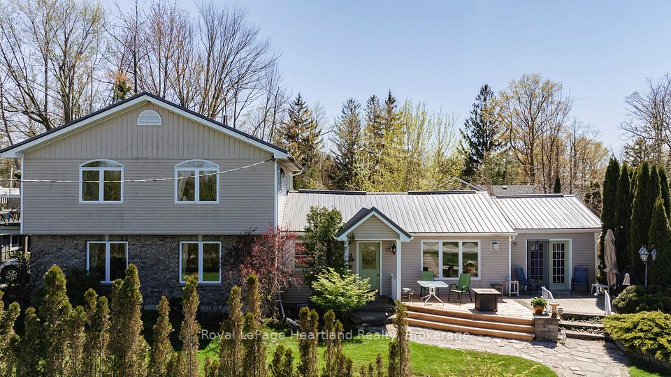 13 Ravine Park