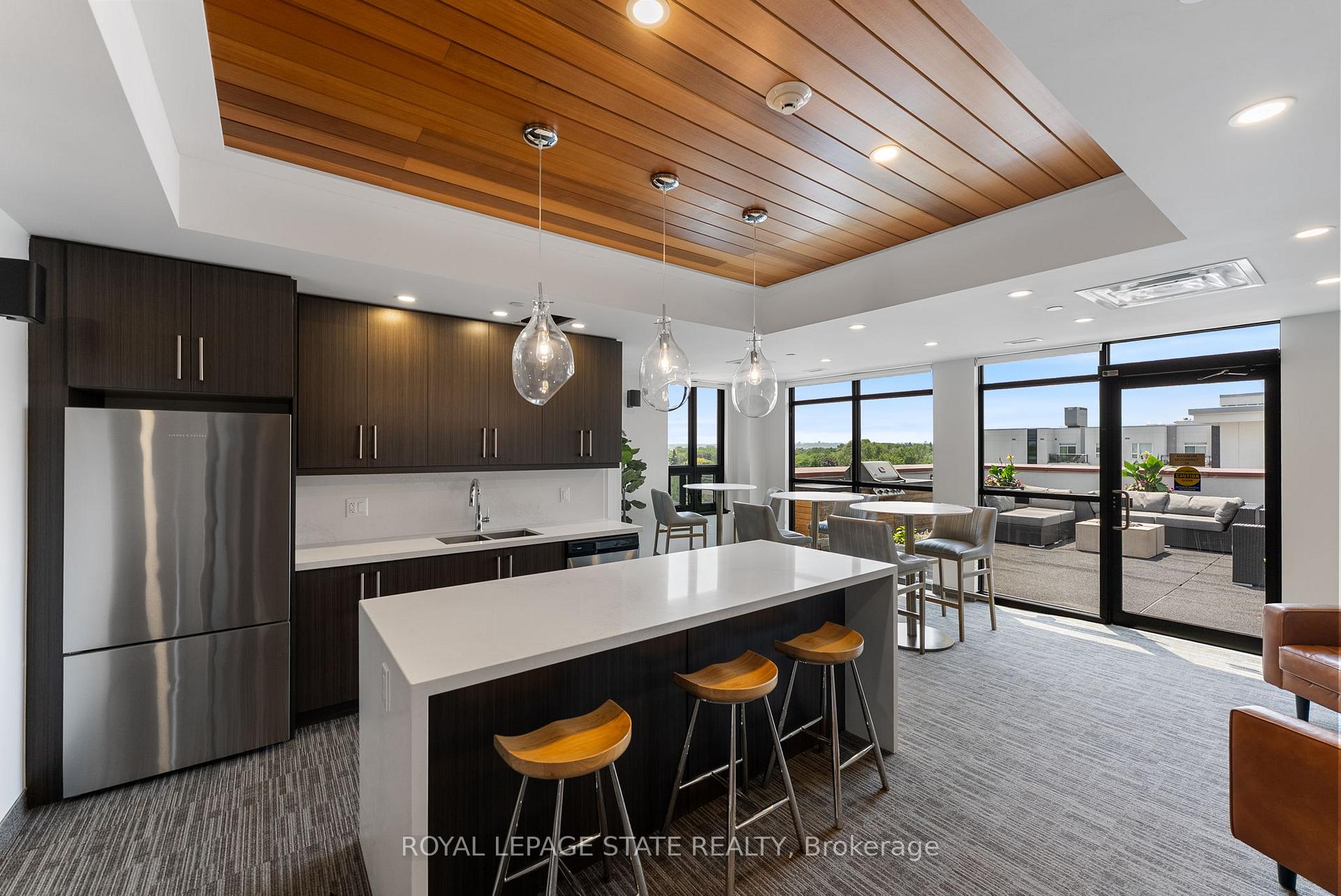 1 Bedroom Condo at 340 Plains, Burlington For sale