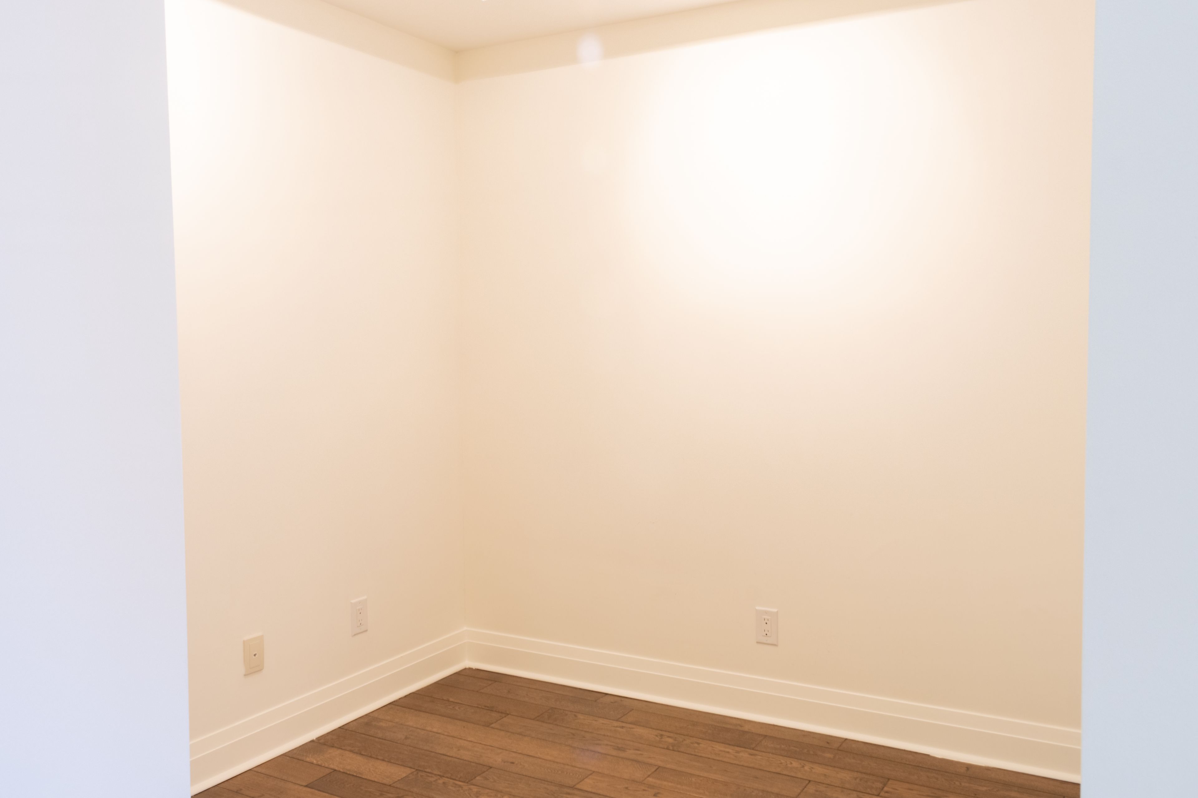 399 Spring Garden Avenue 402