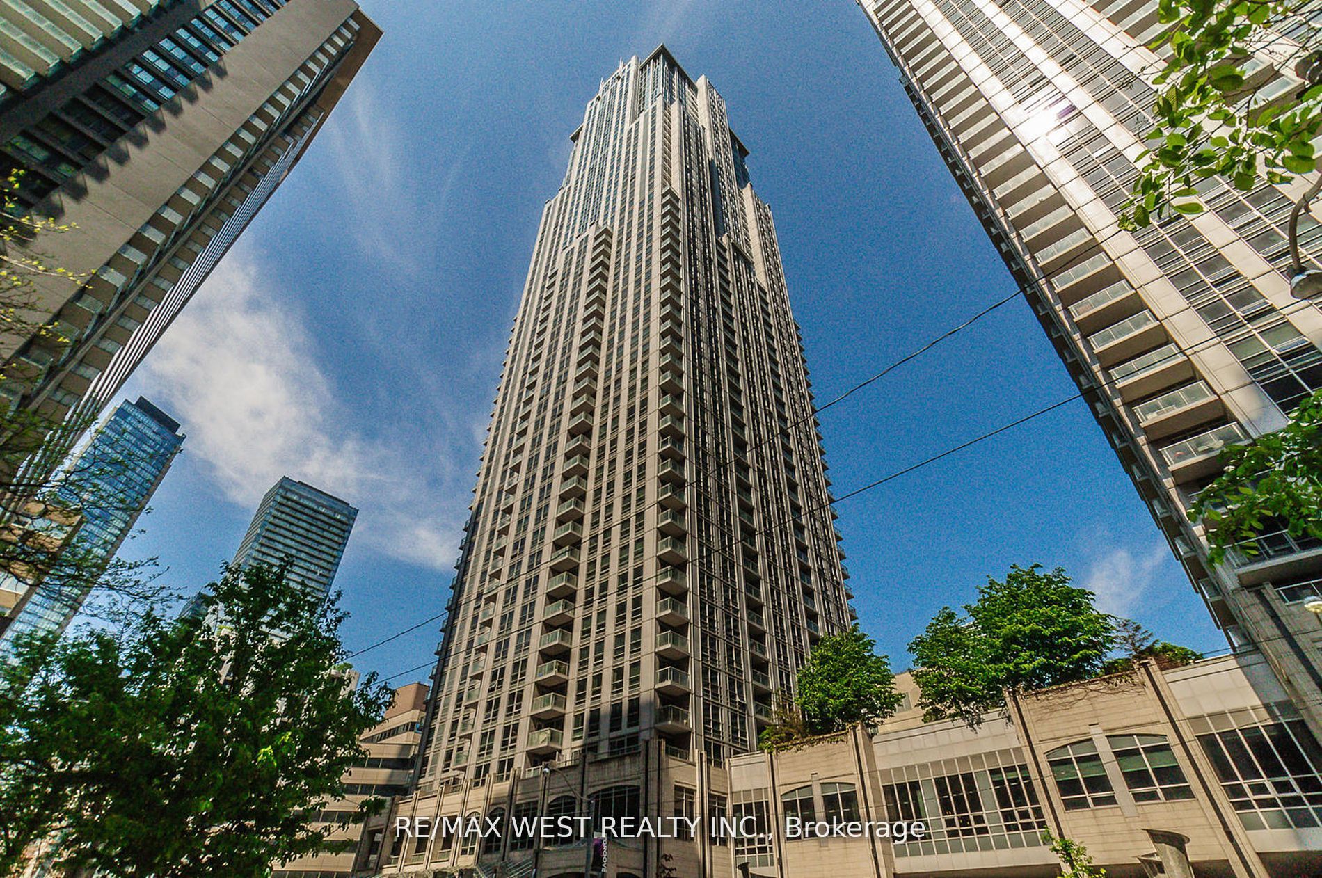 #3502 - 763 Bay Street, Toronto, ON M5G 2R3