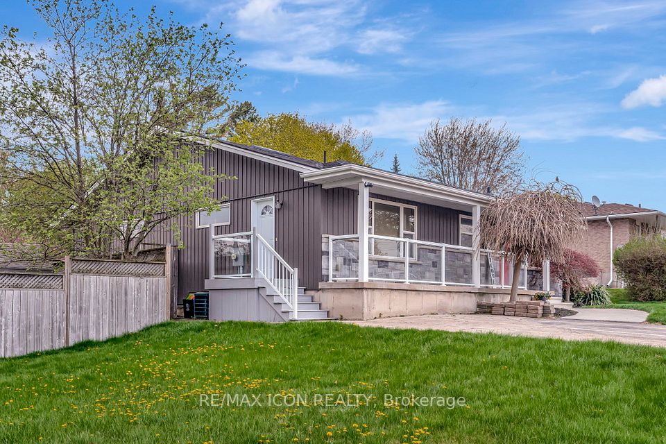 907 Lincoln Drive, Woodstock, ON N4S 2N2
