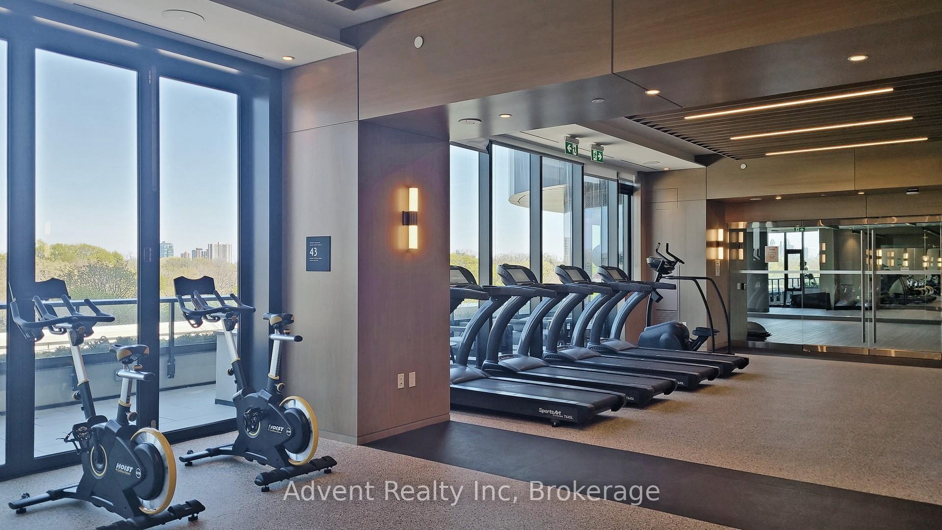 2 Bedrooms Condo at 585 Bloor,  Toronto For sale