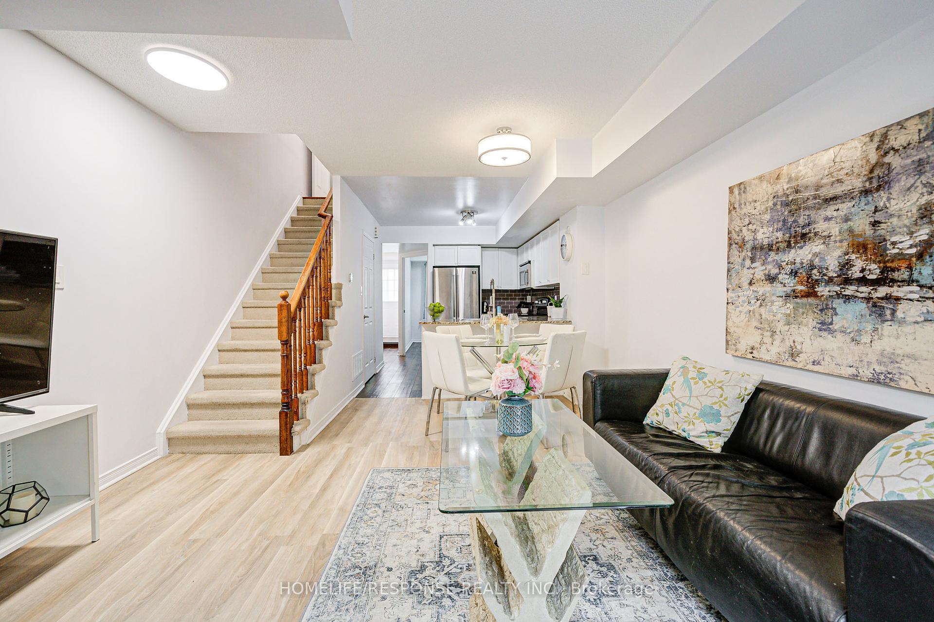 3 Bedrooms Condo at 35 Elsie, Toronto For sale