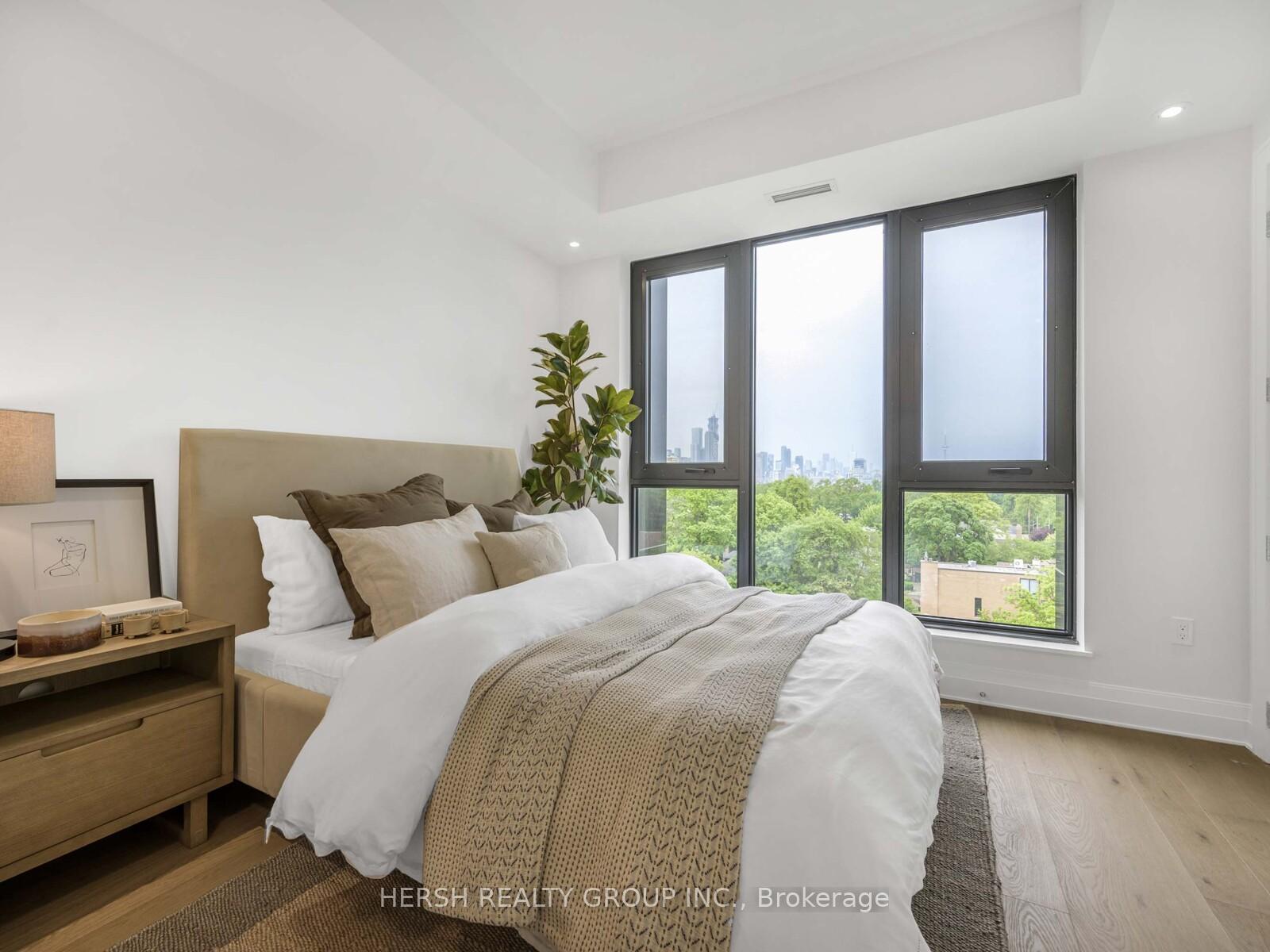 2 Bedrooms Condo at 2 Forest Hill, Toronto For sale