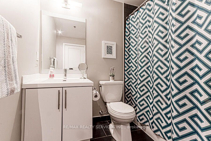 65 Speers Road, #1507