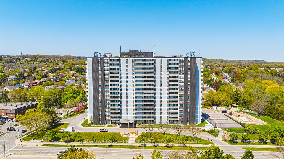 2055 UPPER MIDDLE
