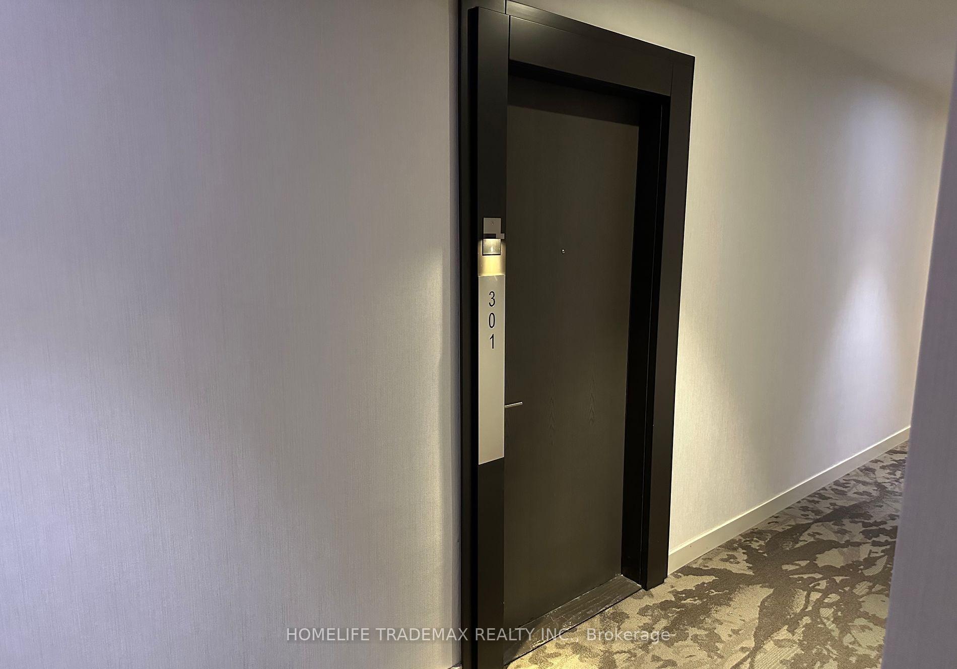 2 Bedrooms Condo at 88 Scott,  Toronto For sale