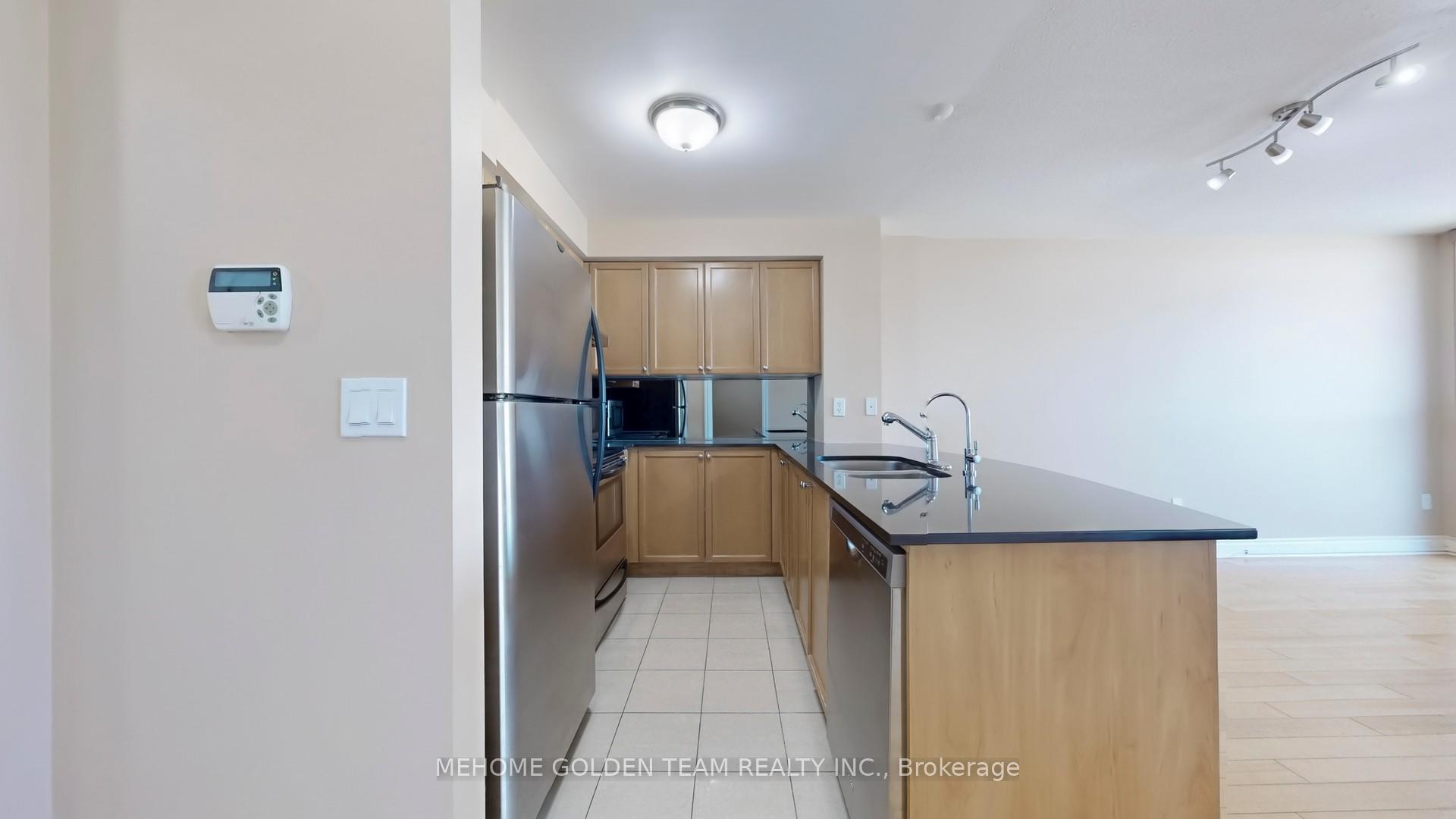 2 Bedrooms Condo at 50 Brian Harrison,  Toronto For sale