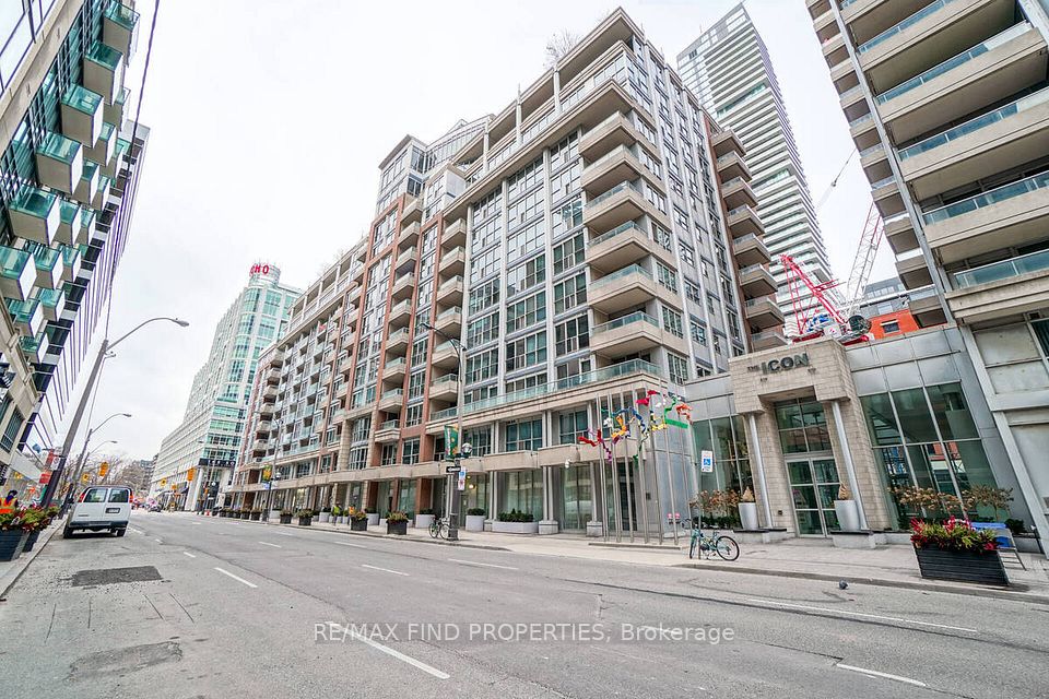 270 Wellington