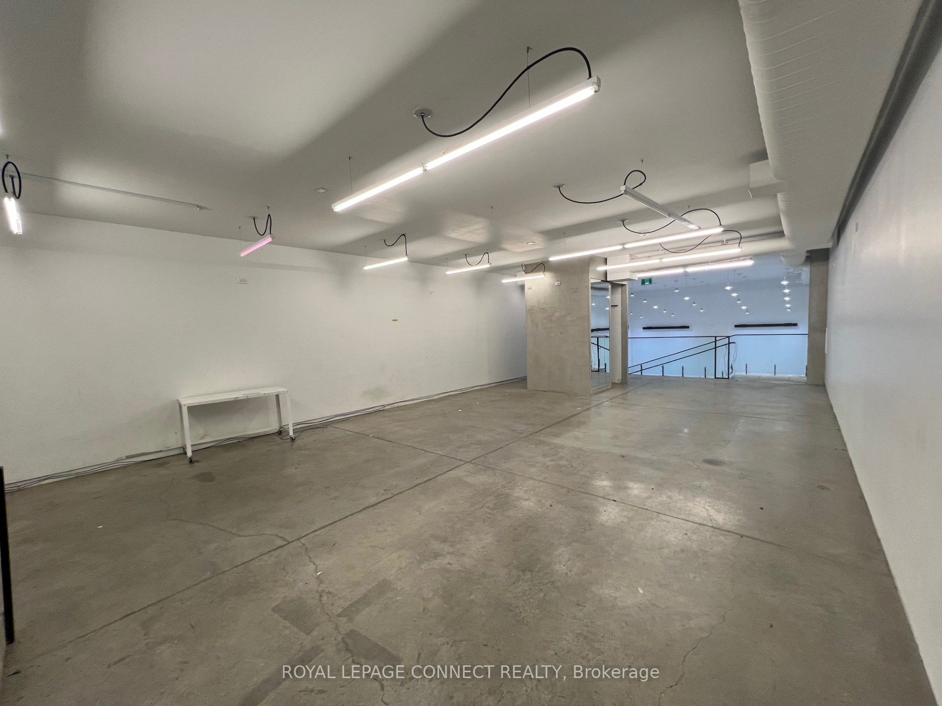 406 Roncesvalles Avenue, #Main