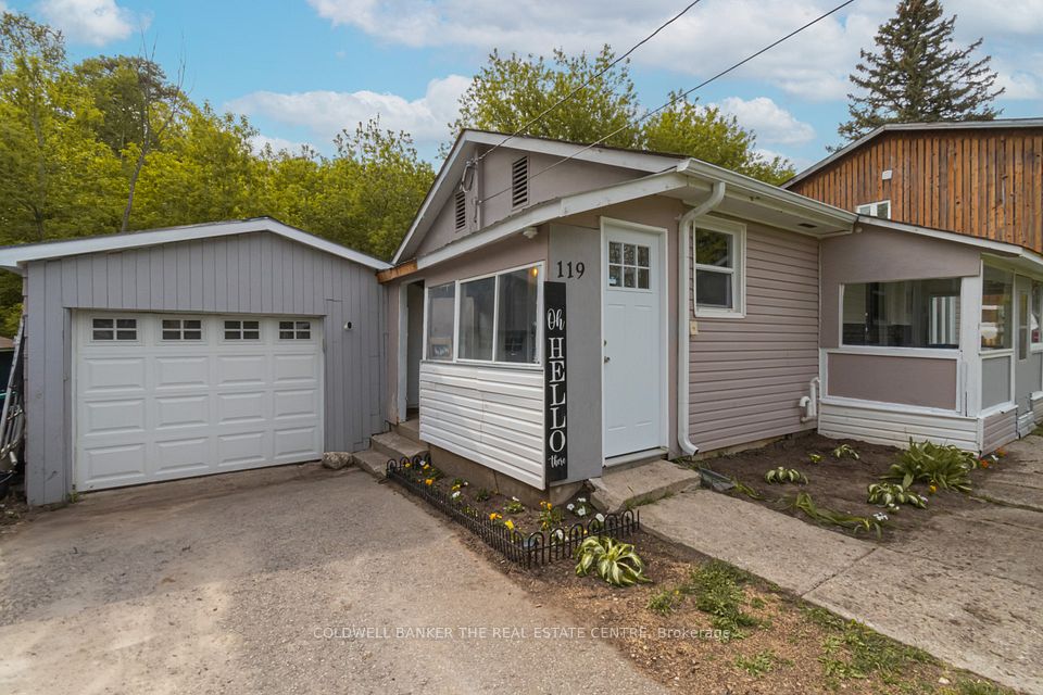 119 Elizabeth Street, Essa, ON L0M 1B0