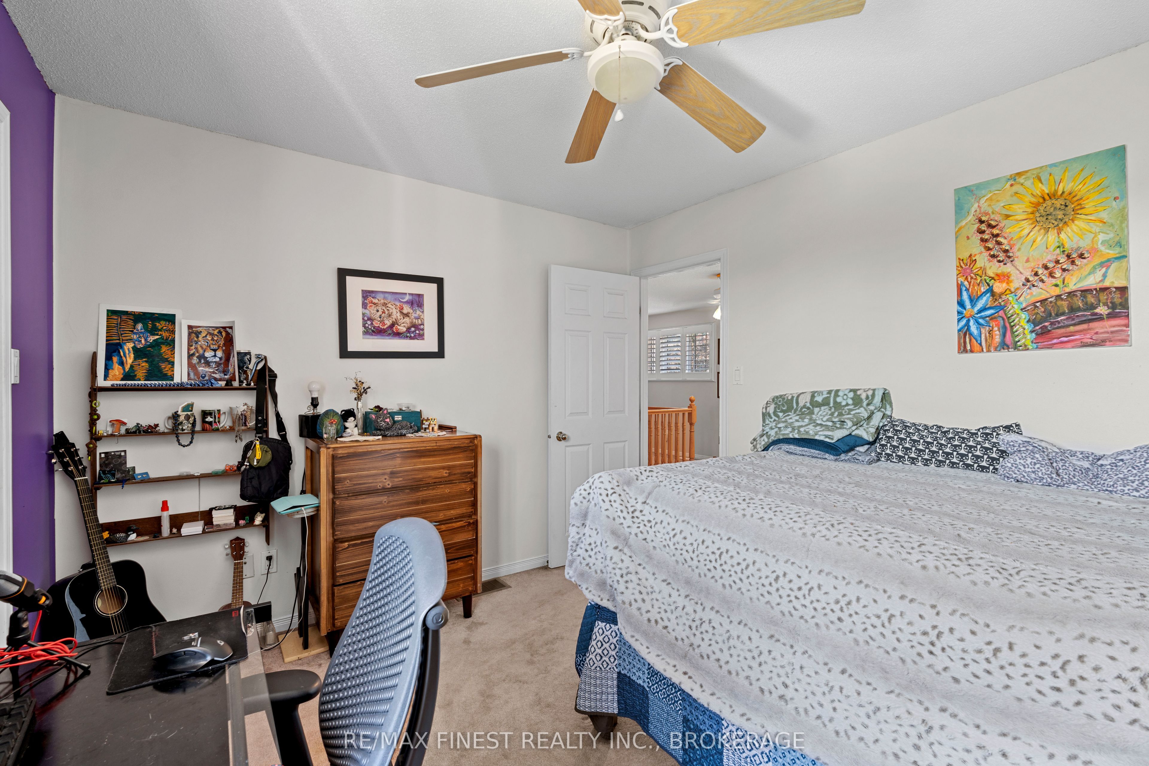 688 PARKSIDE Crescent