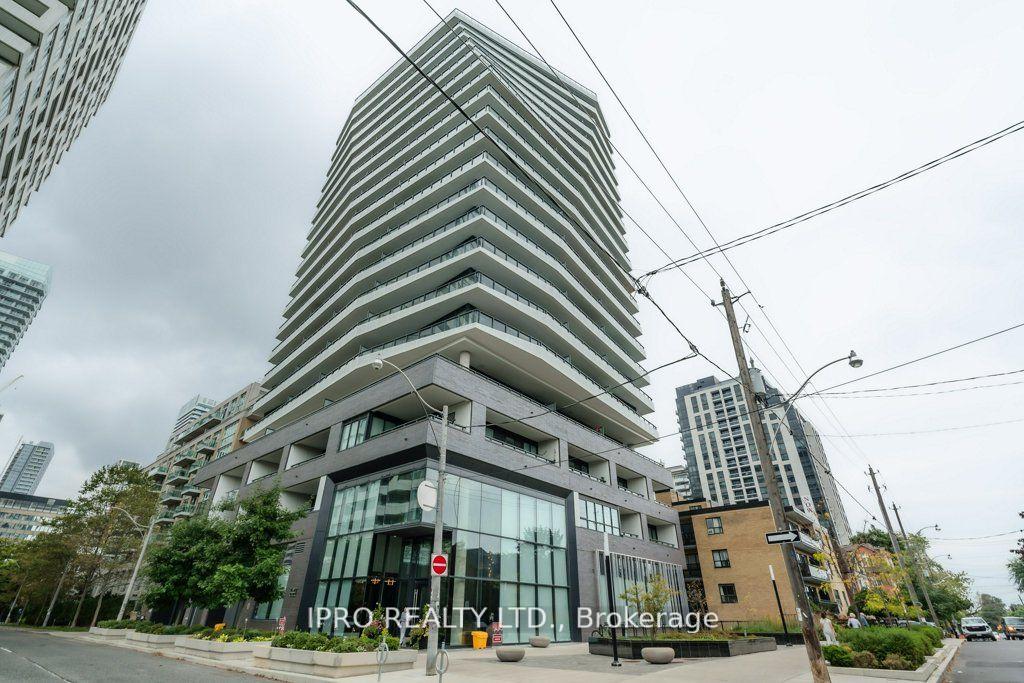 2 Bedrooms Condo at 11 Lillian, Toronto For sale